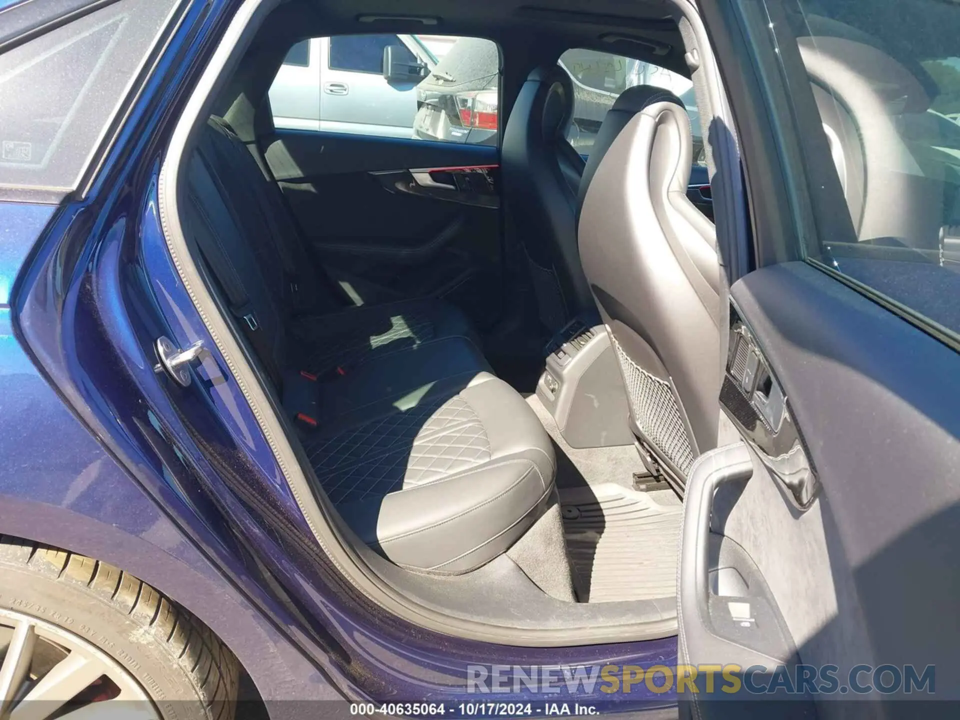 8 Photograph of a damaged car WAUC4AF46LA029063 AUDI S4 2020
