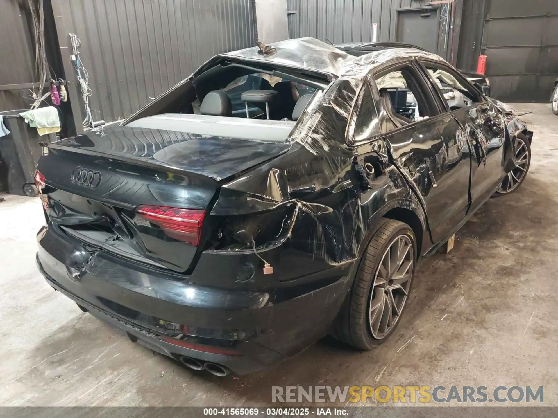 4 Фотография поврежденного автомобиля WAUB4AF45PA013812 AUDI S4 2023