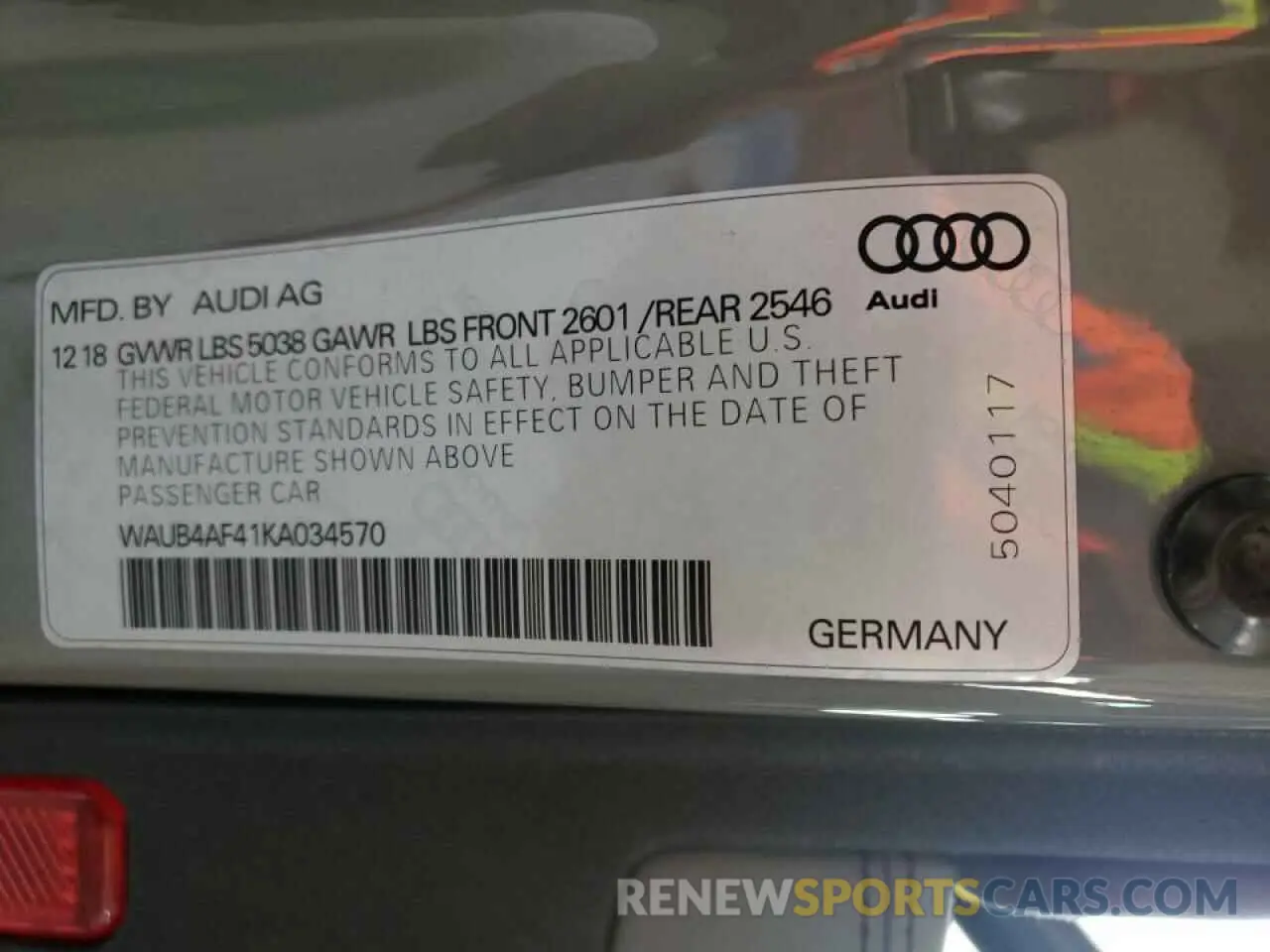 10 Photograph of a damaged car WAUB4AF41KA034570 AUDI S4/RS4 2019