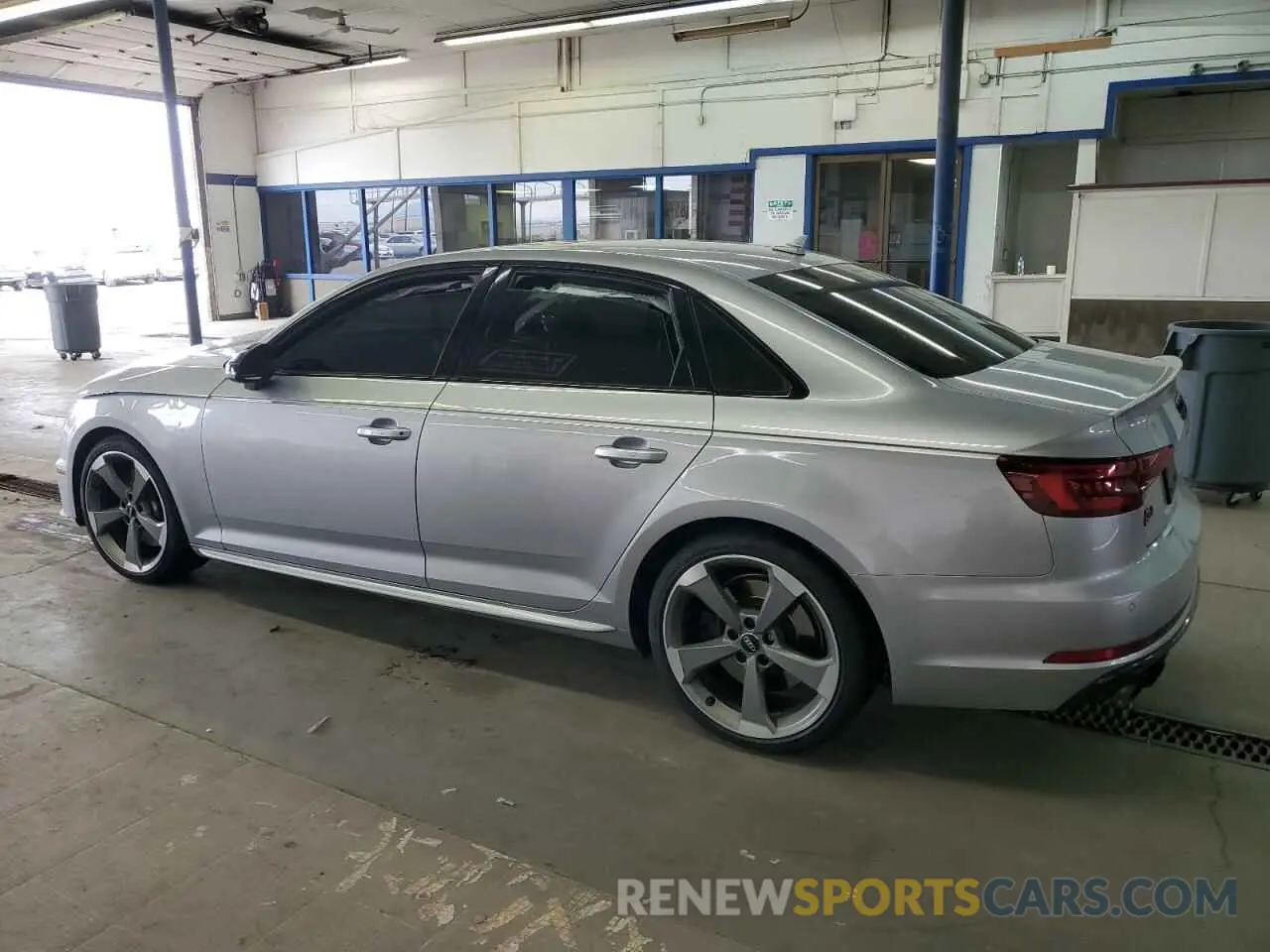 2 Photograph of a damaged car WAUB4AF48KA020391 AUDI S4/RS4 2019