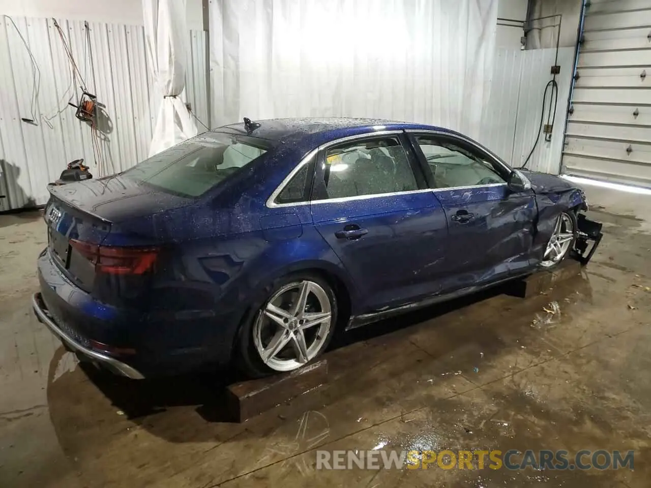 3 Фотография поврежденного автомобиля WAUB4AF4XKA002104 AUDI S4/RS4 2019