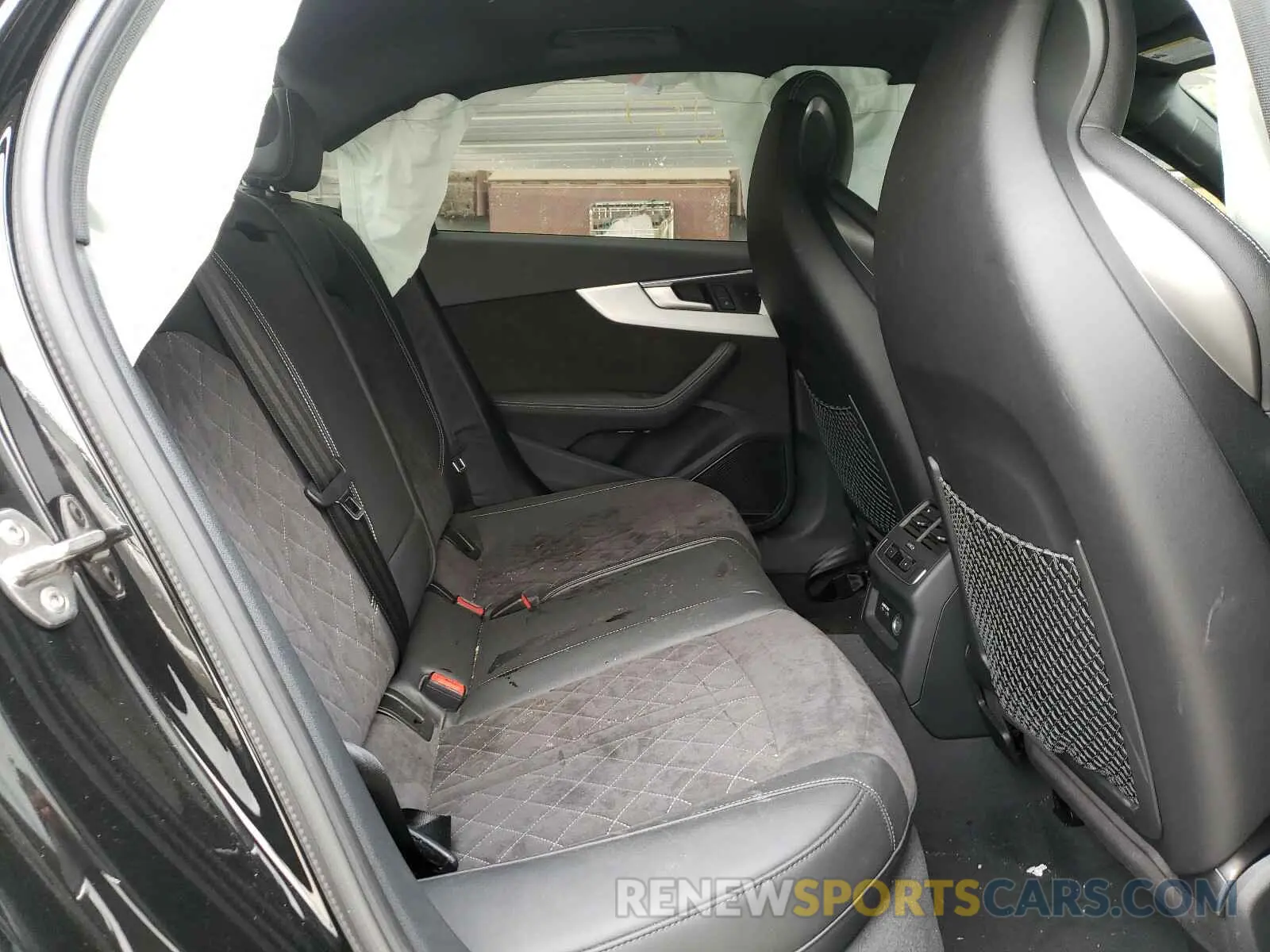 6 Photograph of a damaged car WAUC4AF42KA057215 AUDI S4/RS4 2019