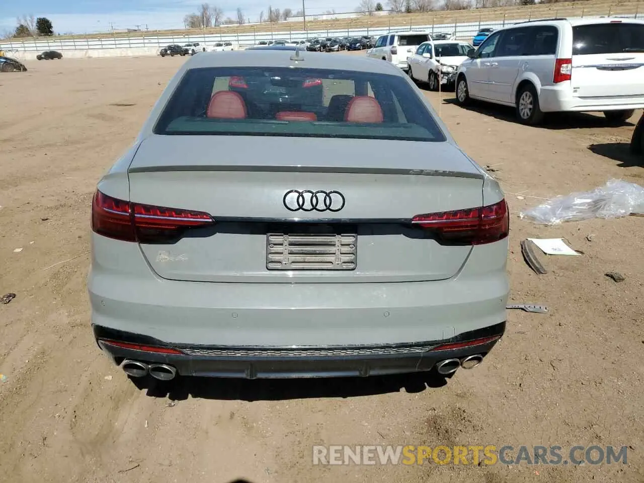 6 Photograph of a damaged car WAUC4AF47LA042565 AUDI S4/RS4 2020