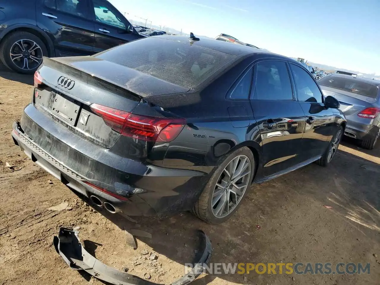 3 Photograph of a damaged car WAUB4AF40MA049399 AUDI S4/RS4 2021