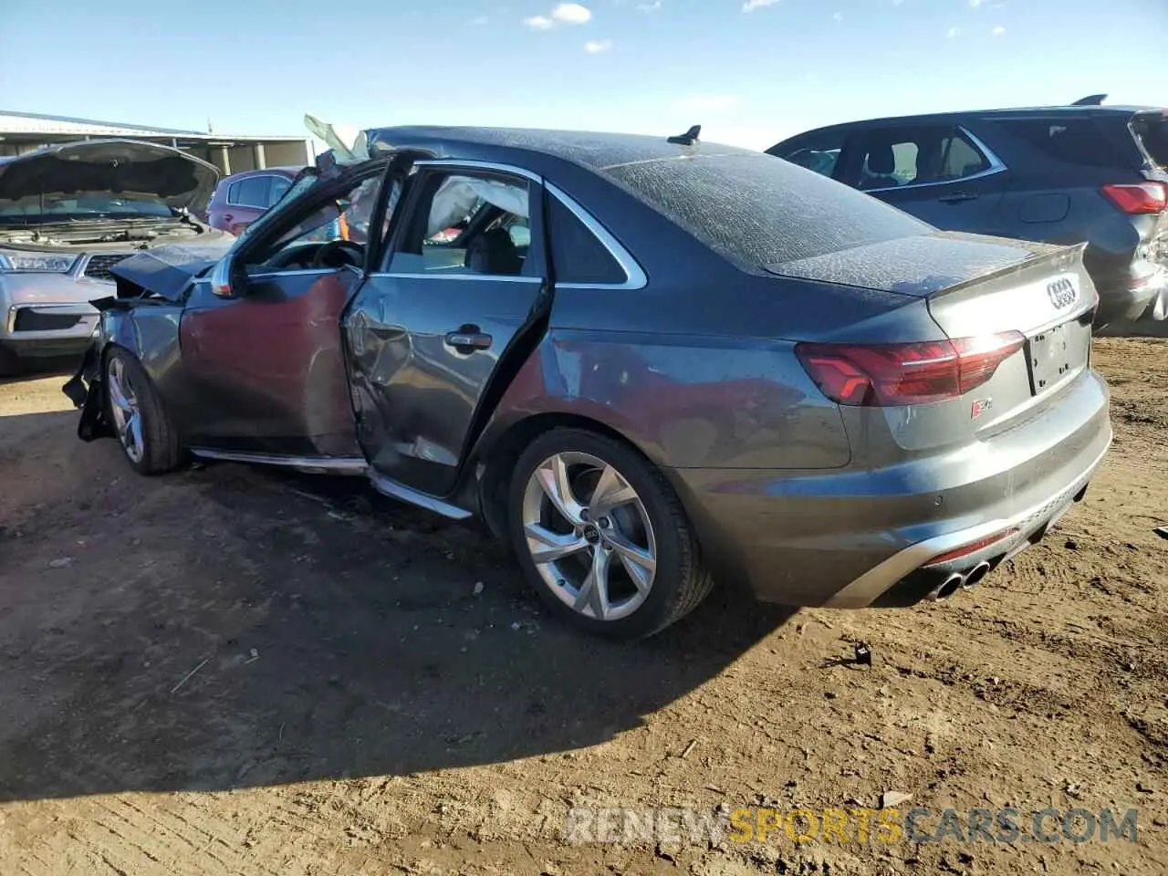 2 Фотография поврежденного автомобиля WAUB4AF40NA020003 AUDI S4/RS4 2022