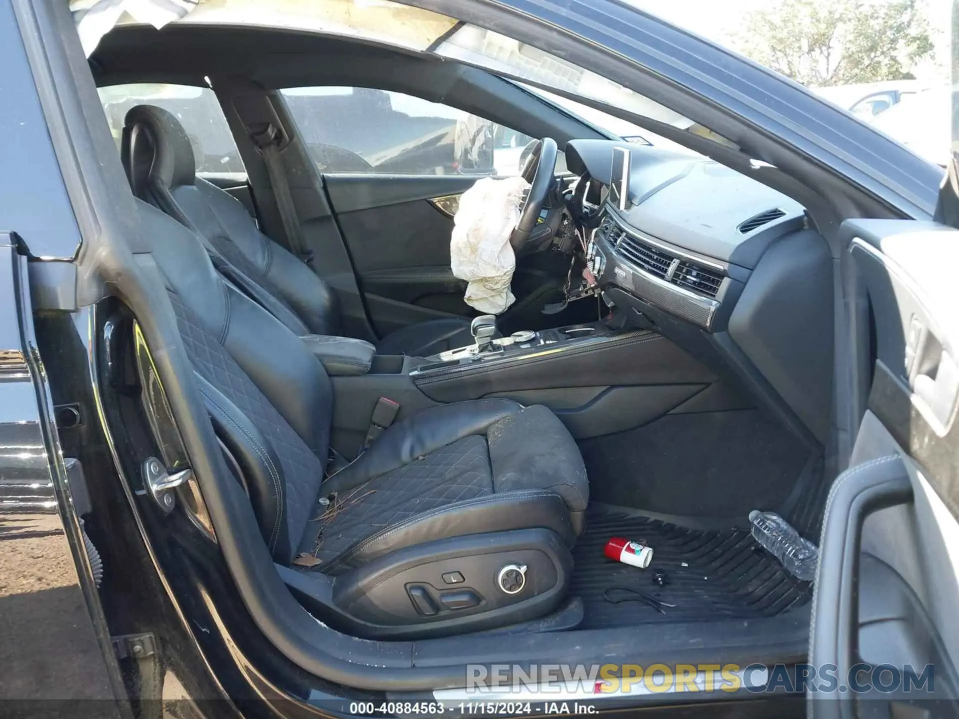 5 Photograph of a damaged car WAUB4CF50KA095302 AUDI S5 2019