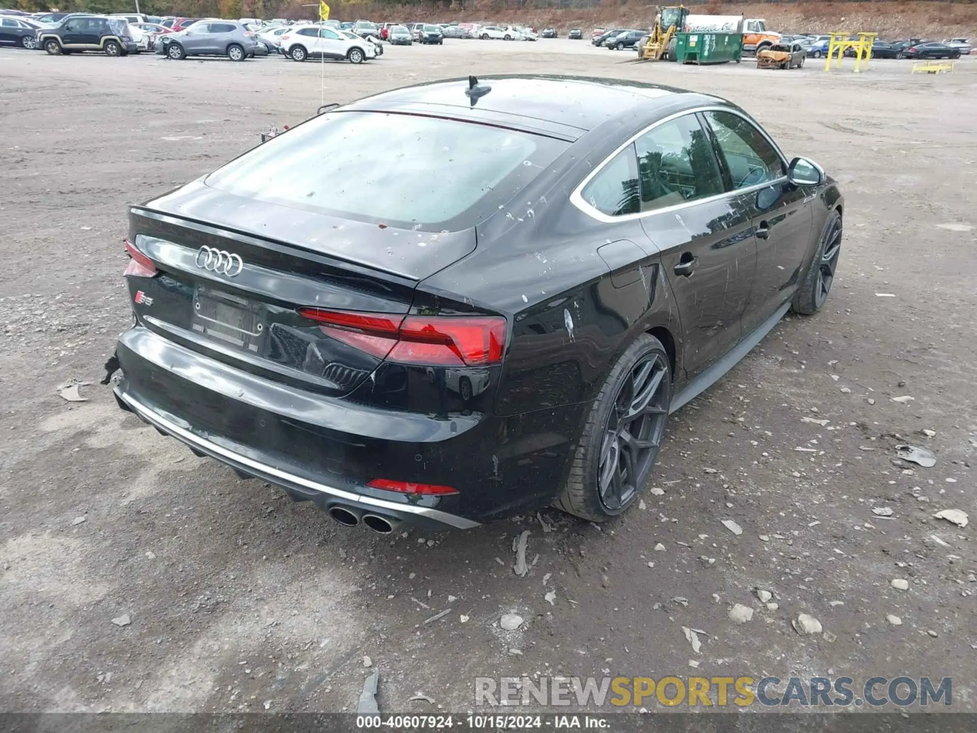4 Photograph of a damaged car WAUB4CF54KA084562 AUDI S5 2019