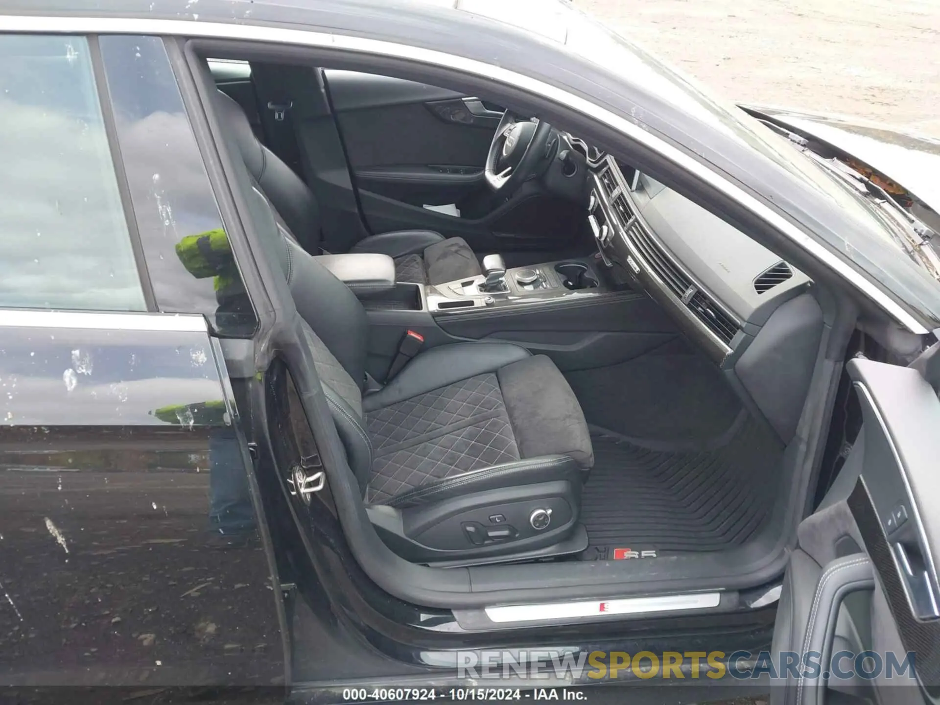 5 Photograph of a damaged car WAUB4CF54KA084562 AUDI S5 2019