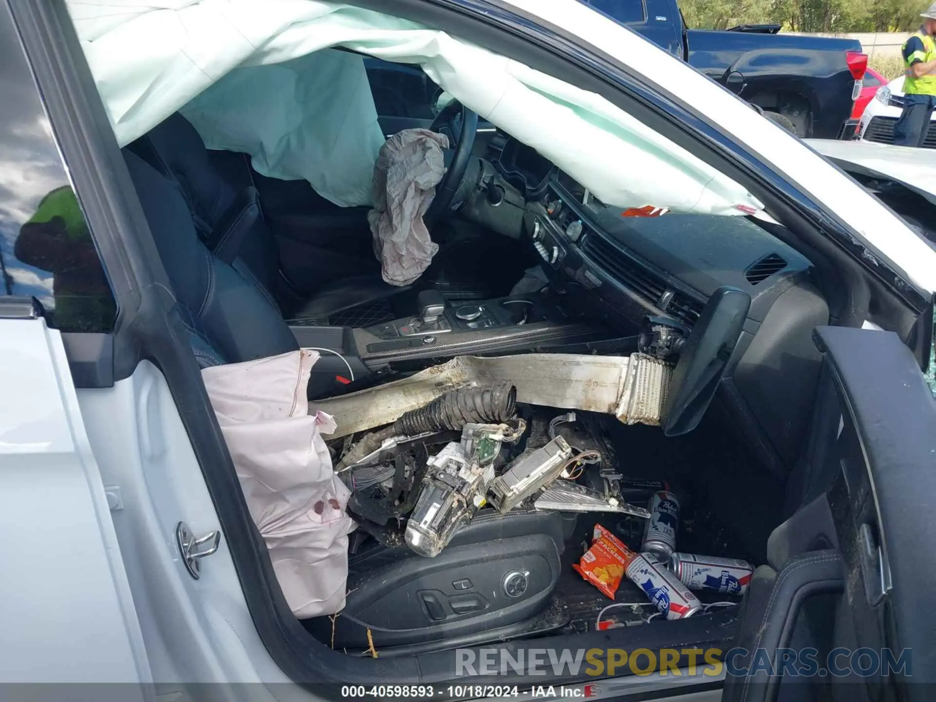 5 Photograph of a damaged car WAUB4CF56KA002654 AUDI S5 2019
