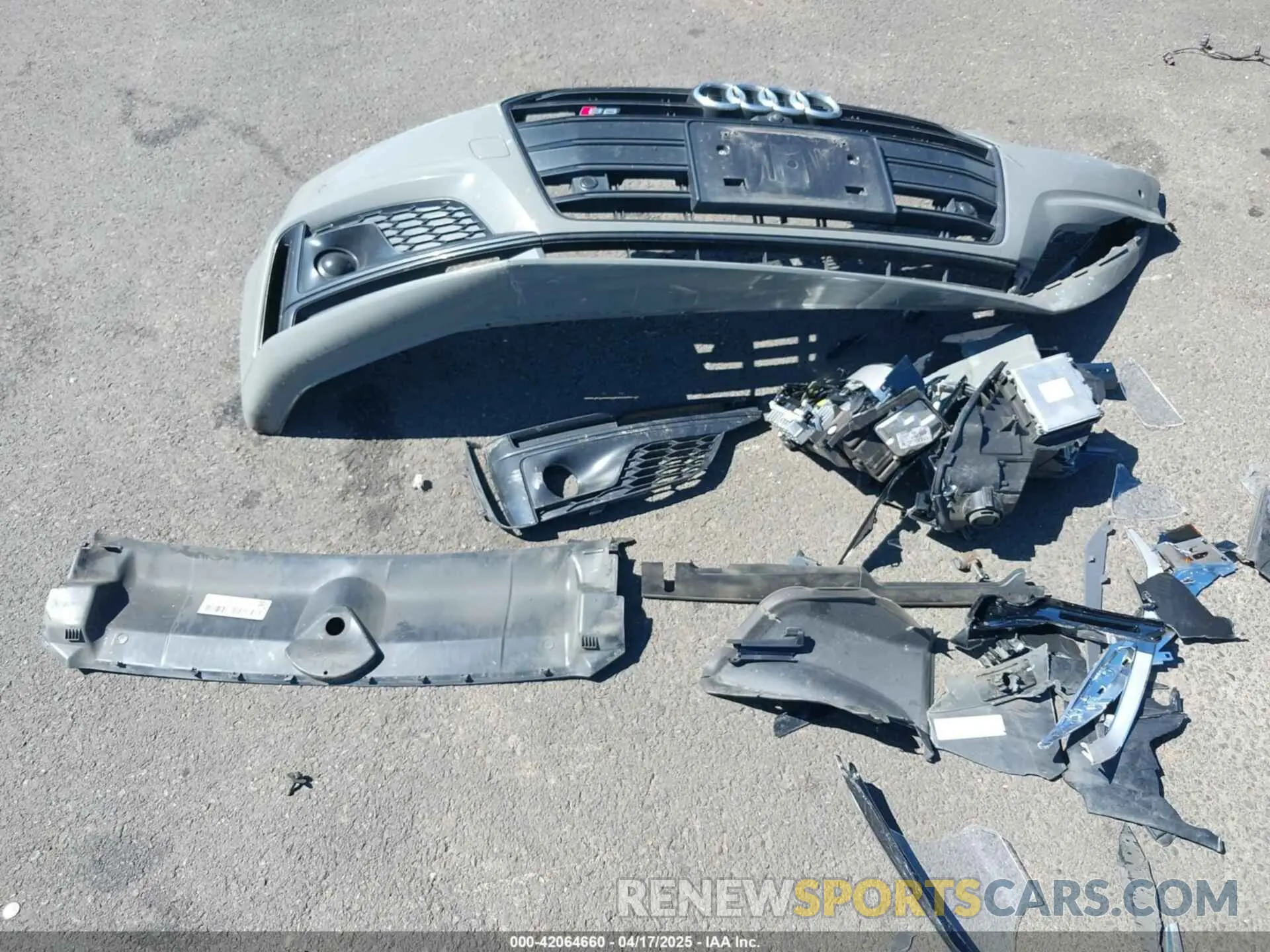 12 Photograph of a damaged car WAUC4CF50KA017042 AUDI S5 2019