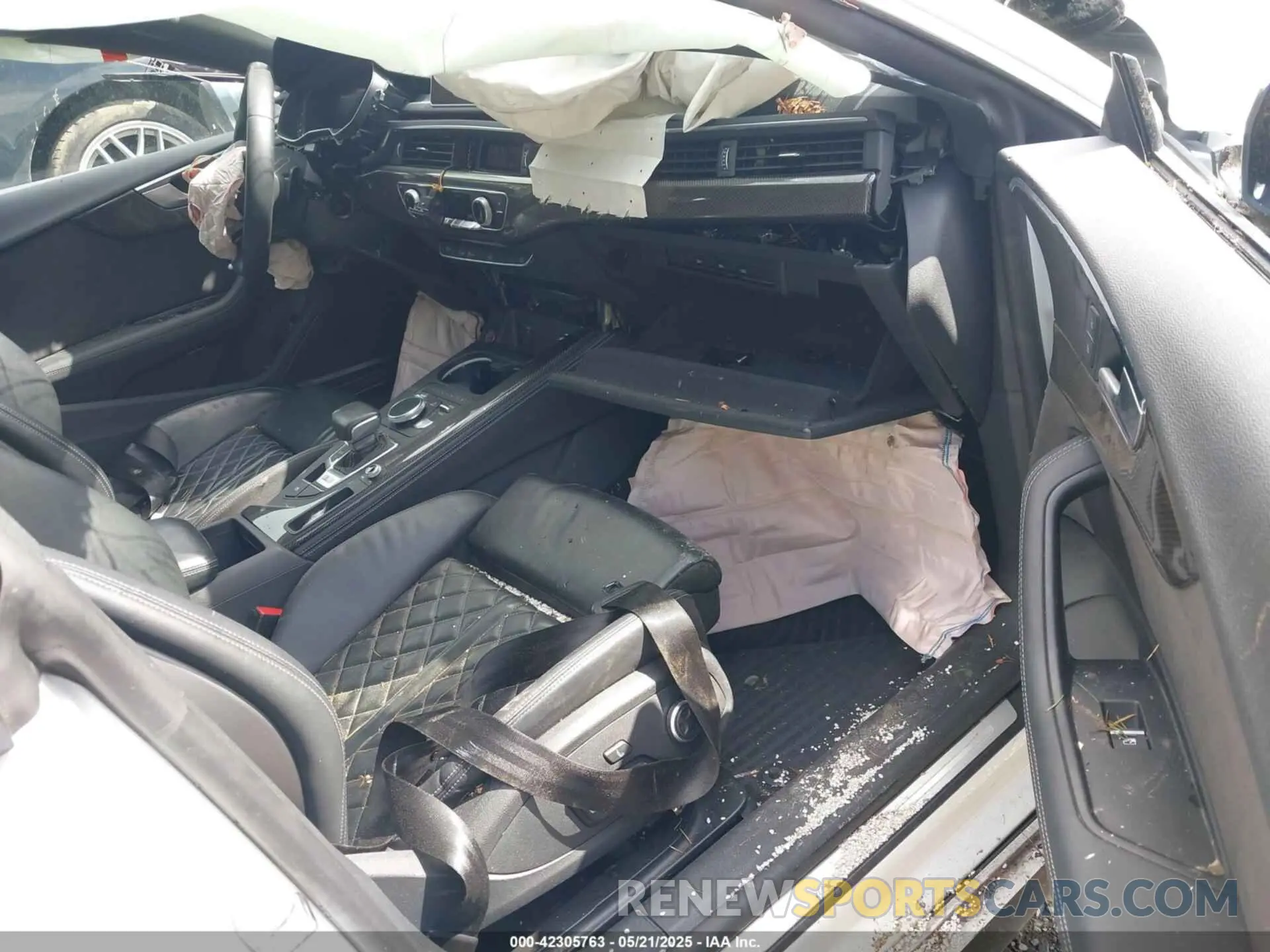 5 Фотография поврежденного автомобиля WAUC4CF59KA026631 AUDI S5 2019
