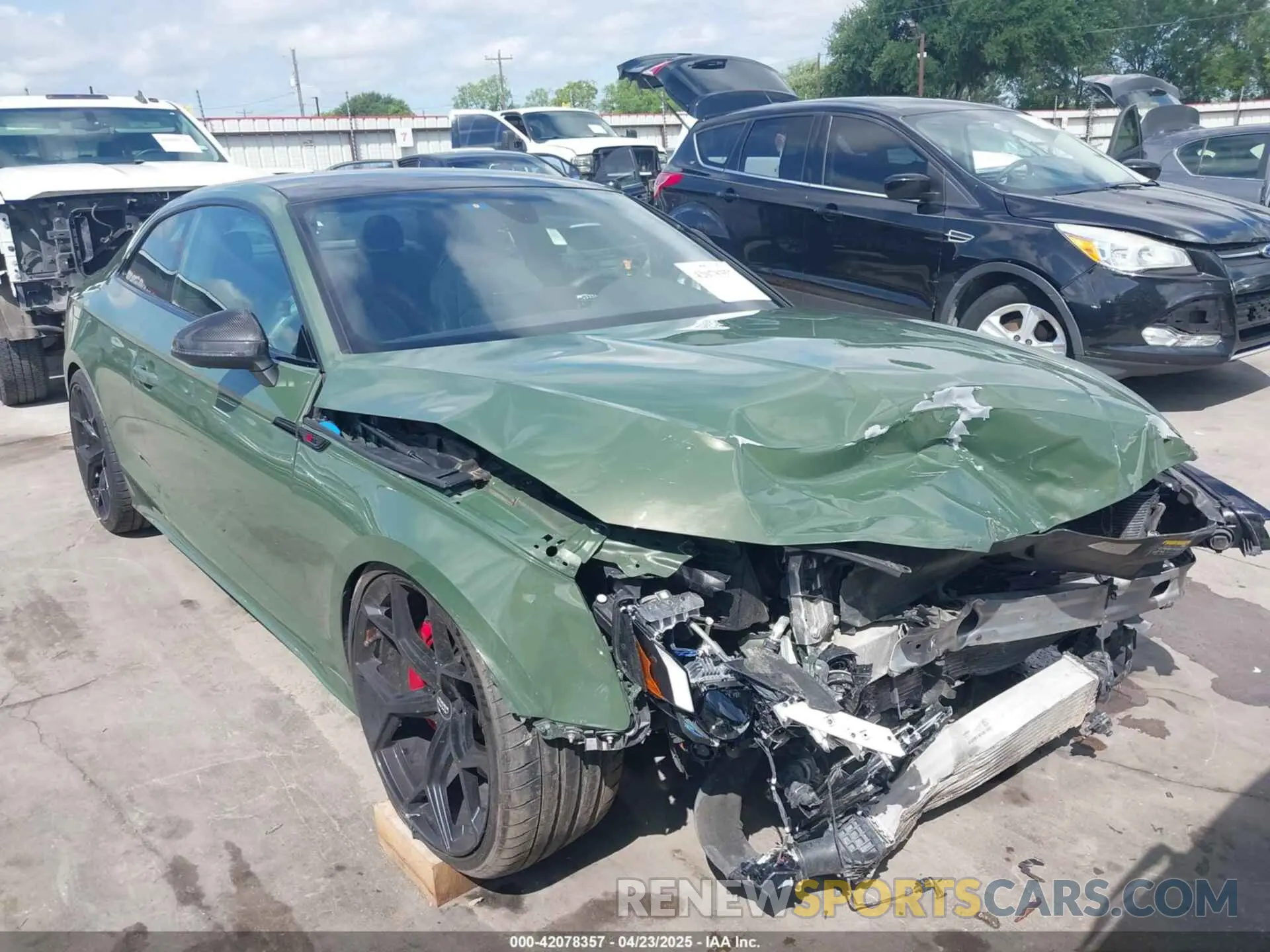 1 Photograph of a damaged car WAUP4AF55NA033974 AUDI S5 2022