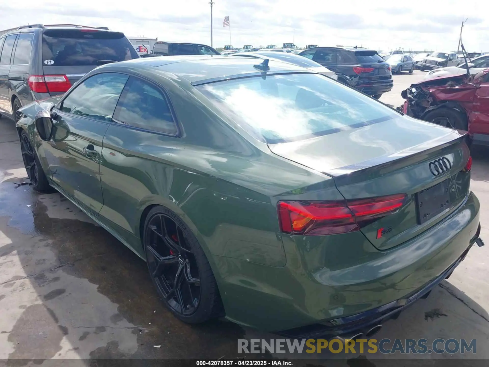 3 Photograph of a damaged car WAUP4AF55NA033974 AUDI S5 2022