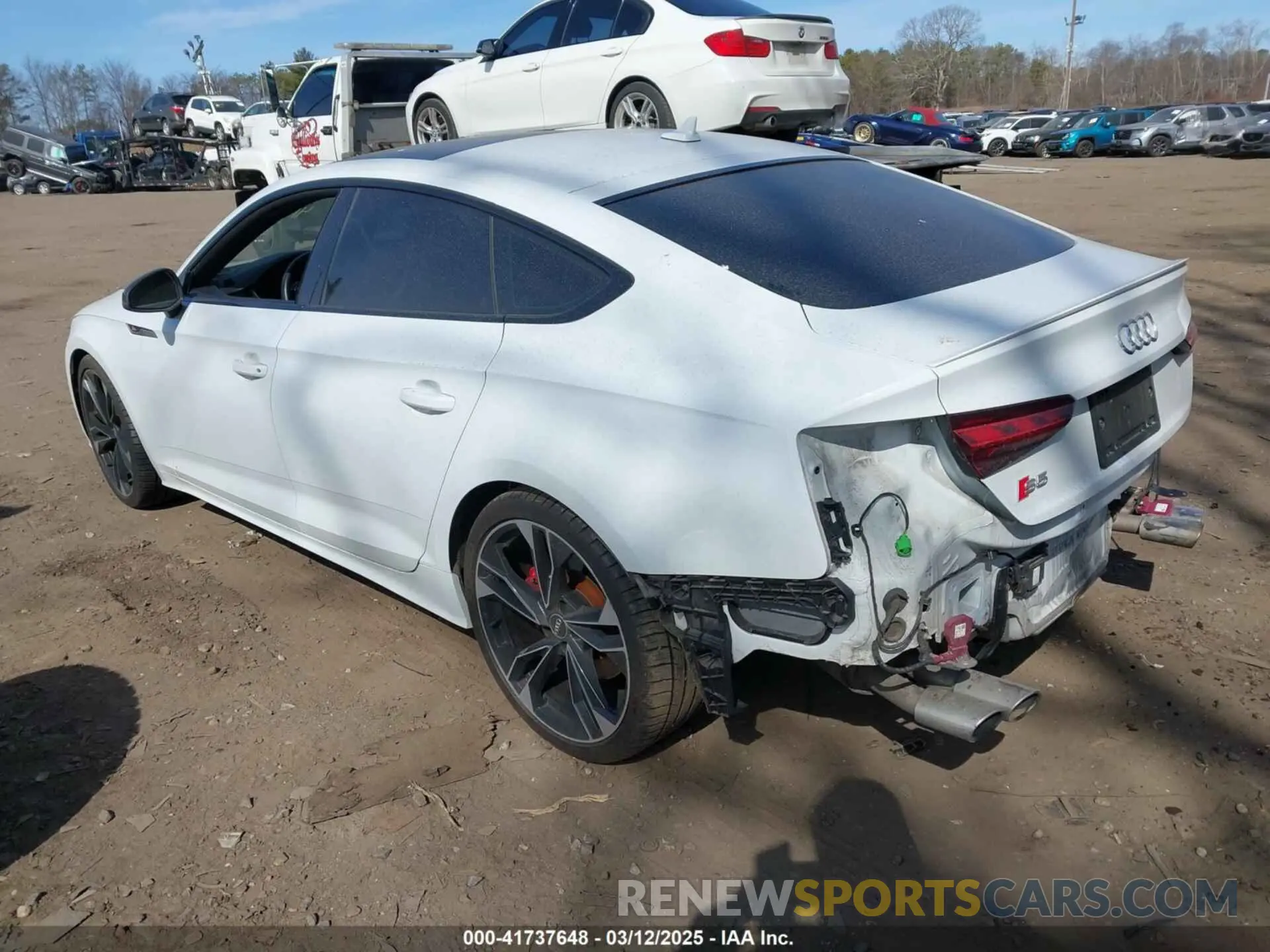 3 Photograph of a damaged car WAUC4CF51LA012689 AUDI S5 SPORTBACK 2020