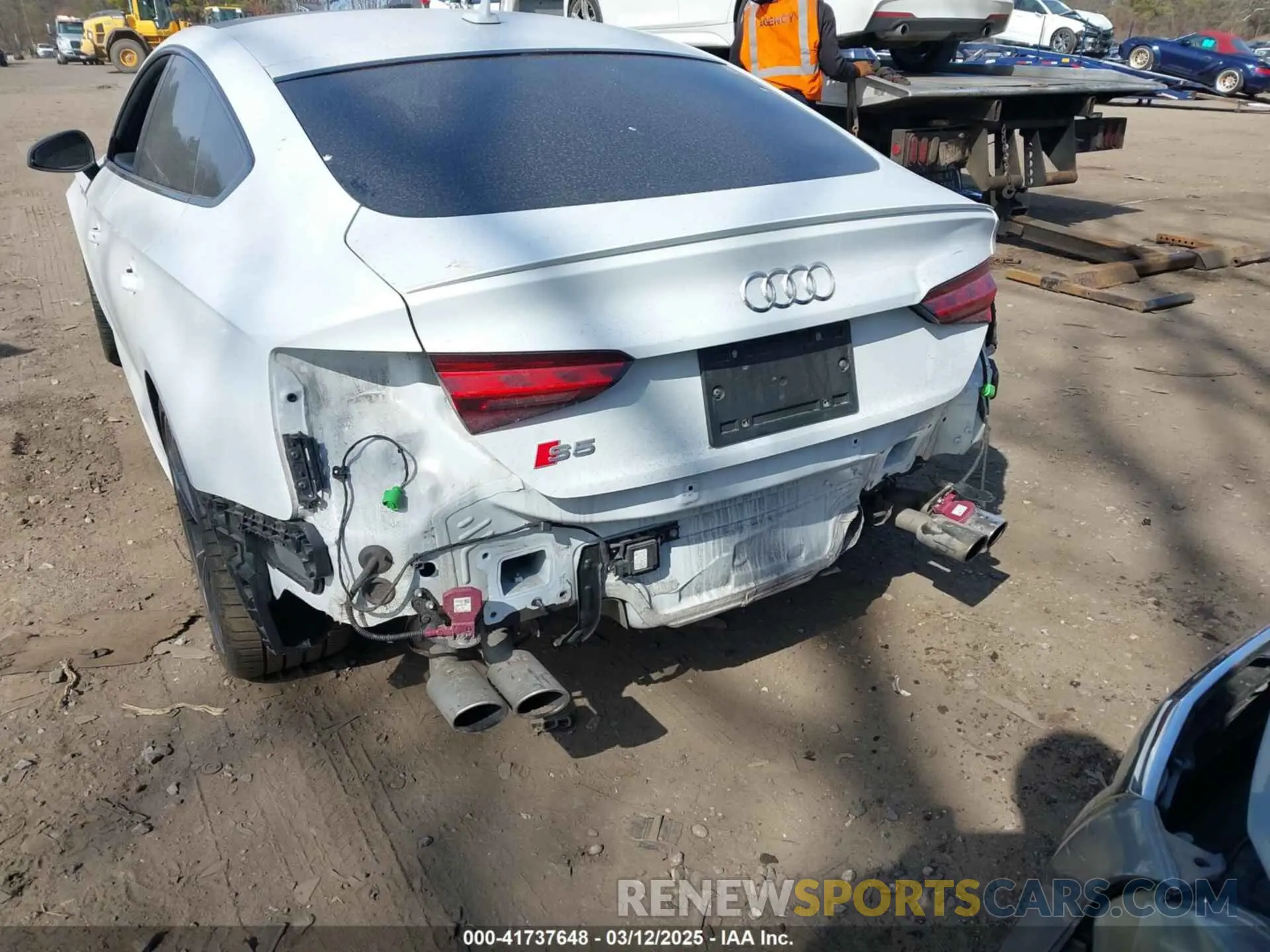 6 Photograph of a damaged car WAUC4CF51LA012689 AUDI S5 SPORTBACK 2020