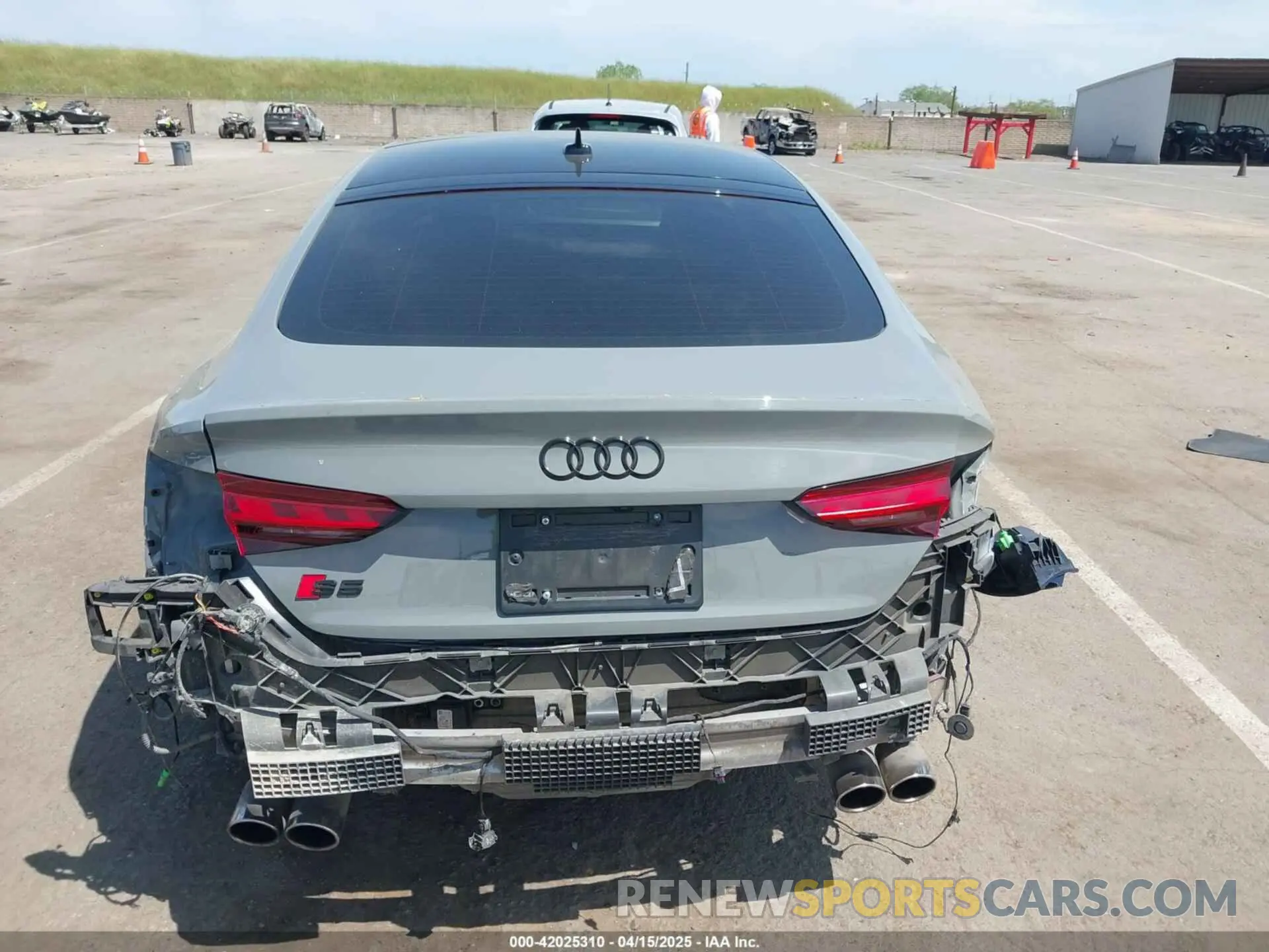 16 Photograph of a damaged car WAUB4CF52MA036853 AUDI S5 SPORTBACK 2021