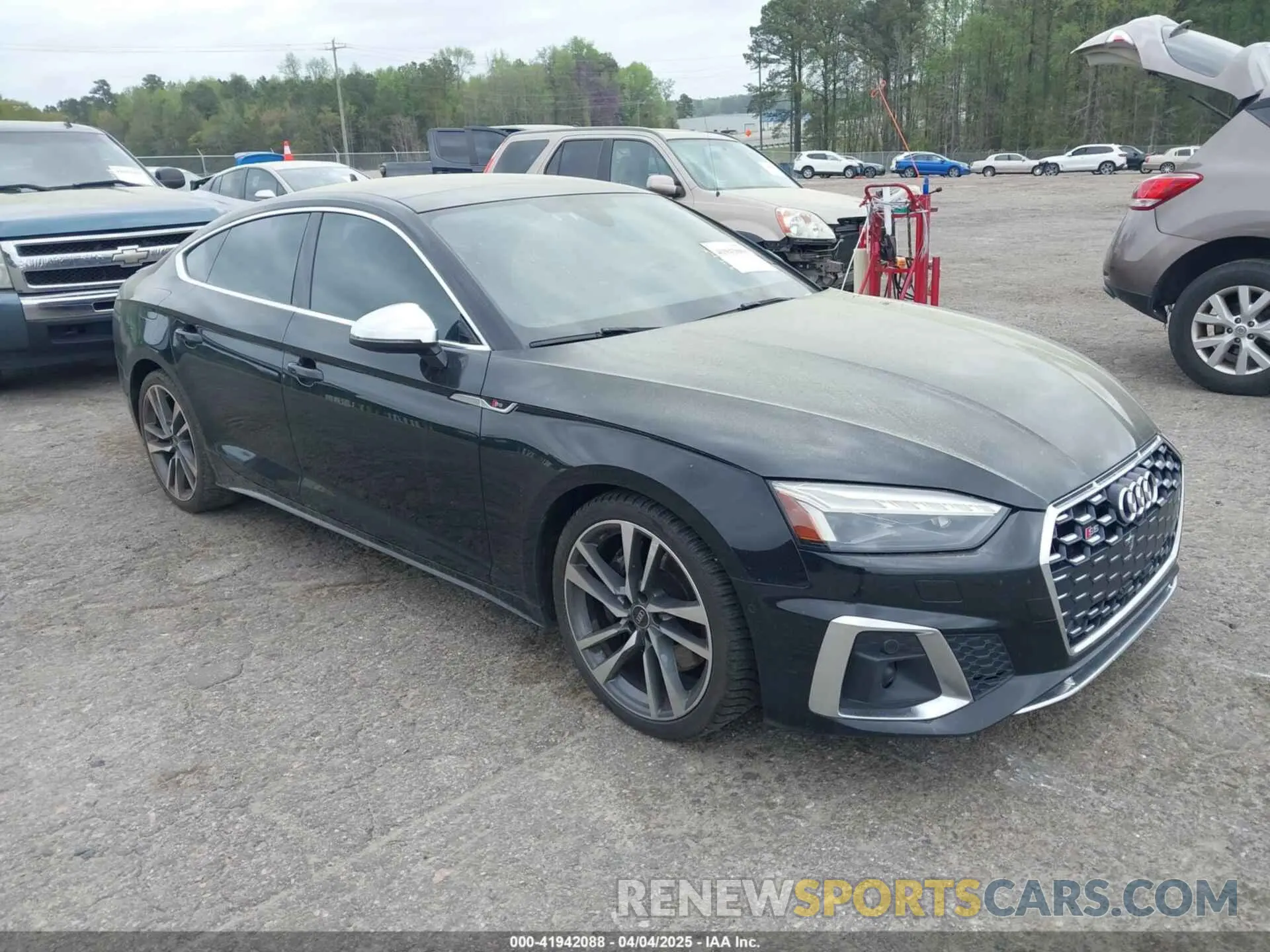1 Photograph of a damaged car WAUB4CF57NA035232 AUDI S5 SPORTBACK 2022