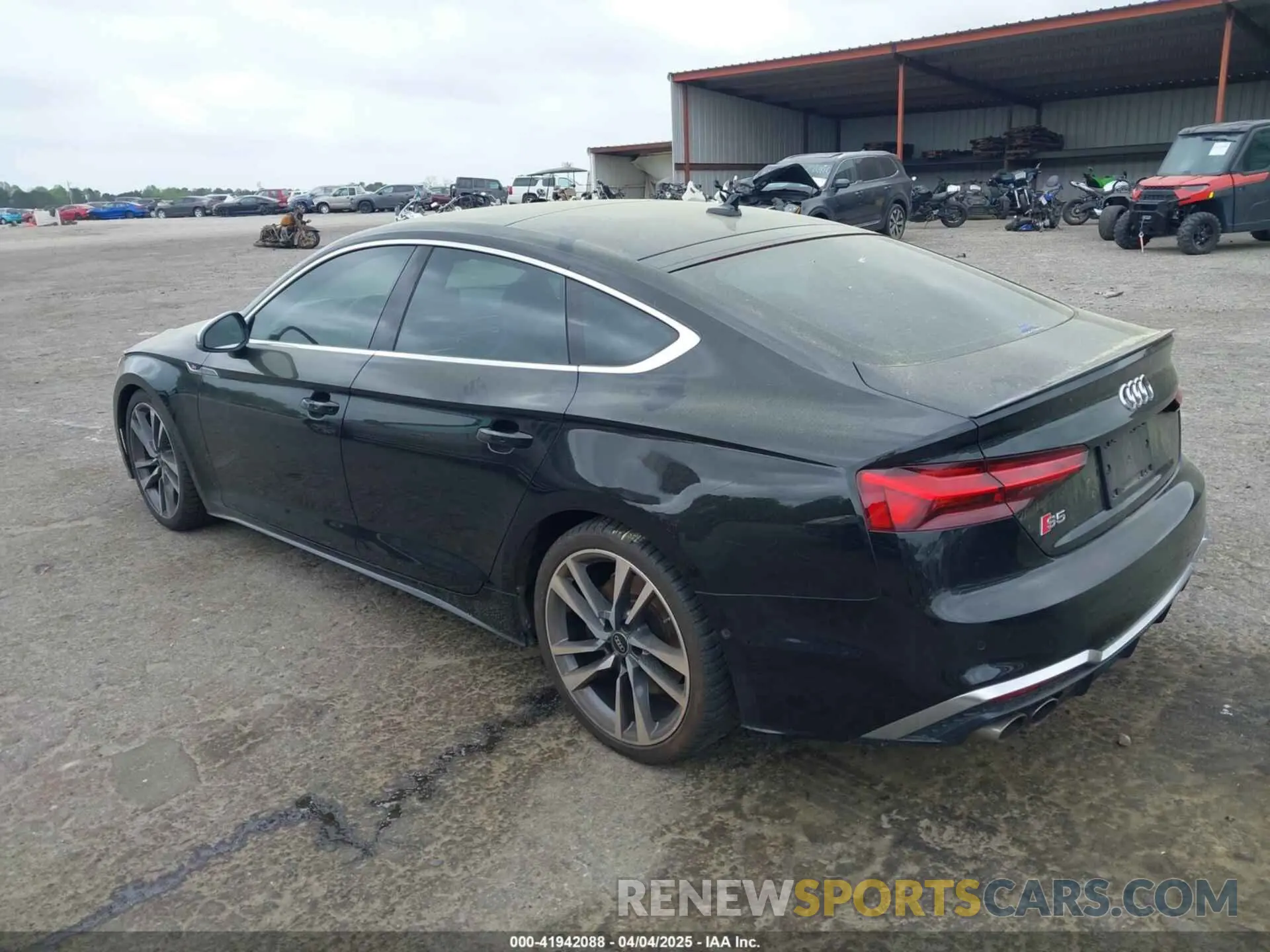 3 Photograph of a damaged car WAUB4CF57NA035232 AUDI S5 SPORTBACK 2022