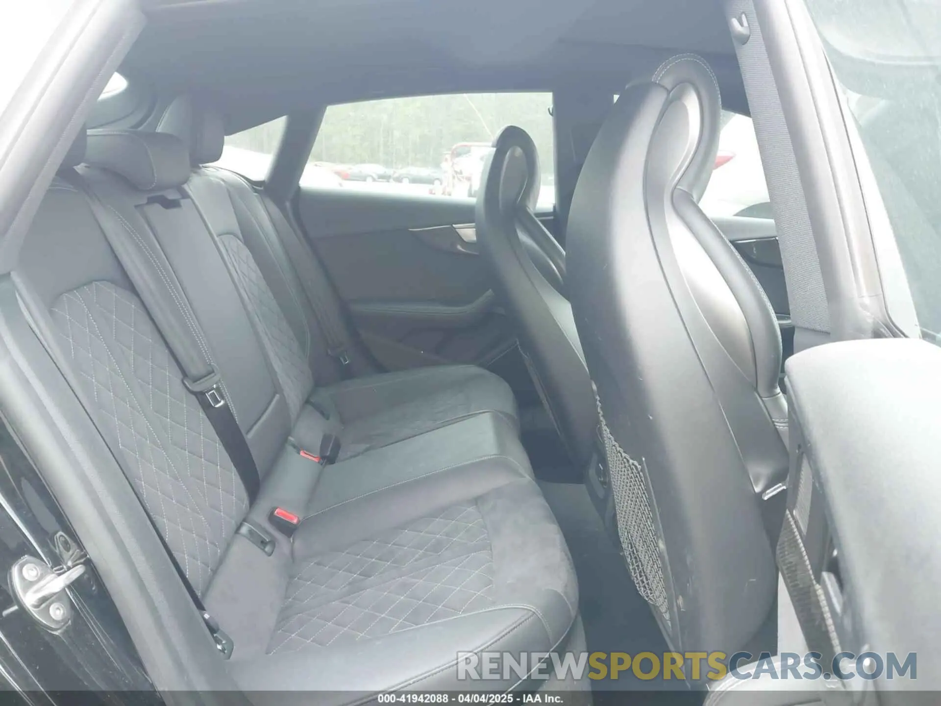 8 Photograph of a damaged car WAUB4CF57NA035232 AUDI S5 SPORTBACK 2022