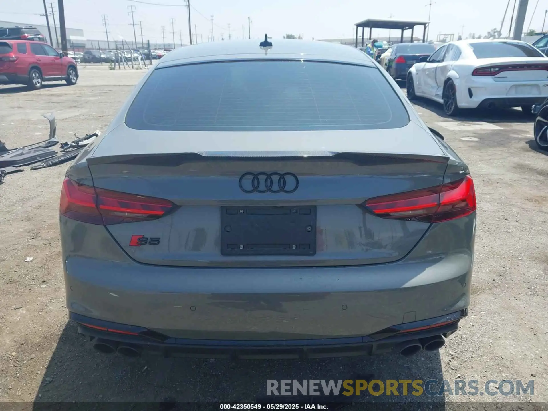 17 Фотография поврежденного автомобиля WAUC4CF54PA017827 AUDI S5 SPORTBACK 2023