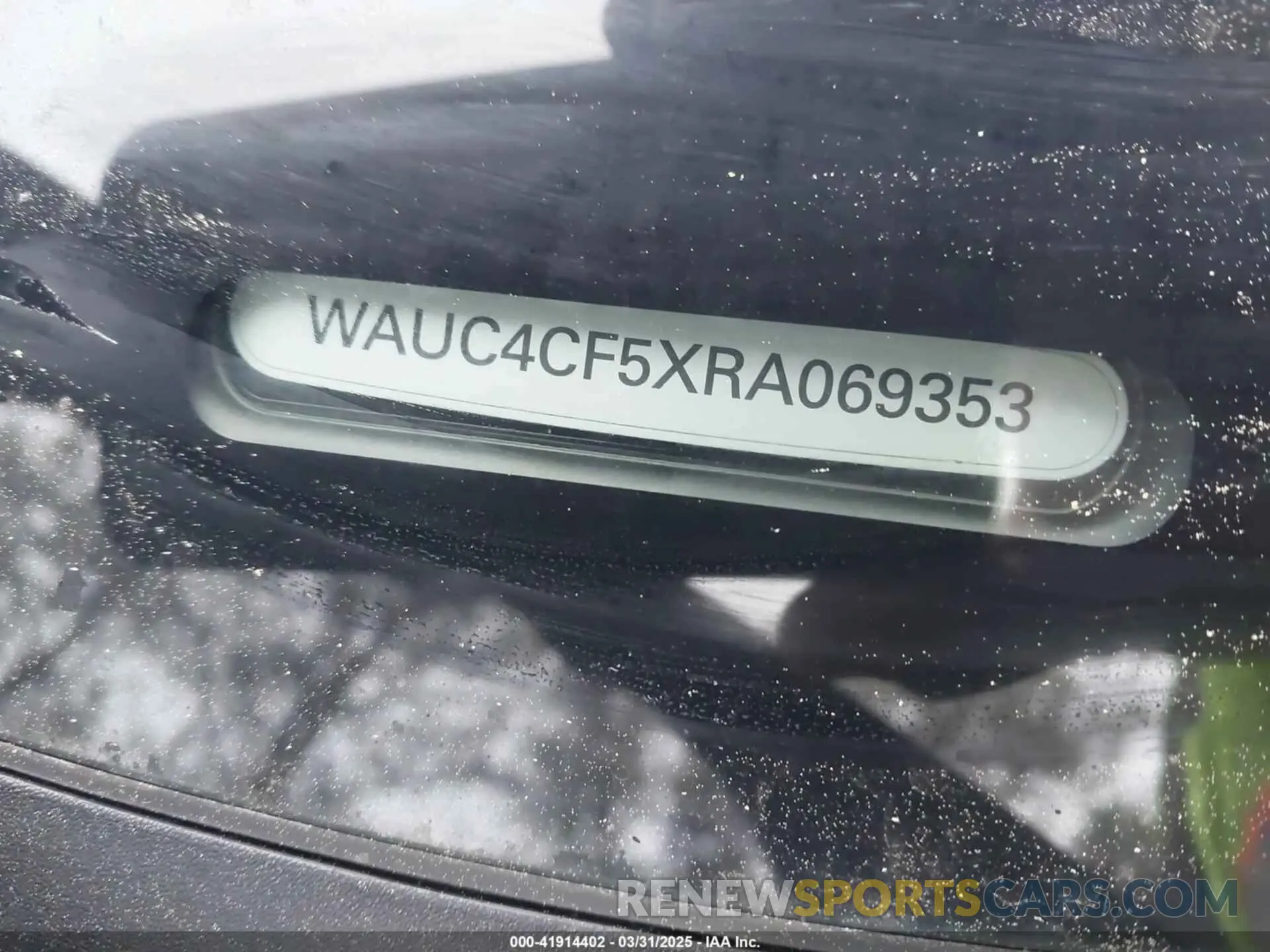 17 Photograph of a damaged car WAUC4CF5XRA069353 AUDI S5 SPORTBACK 2024