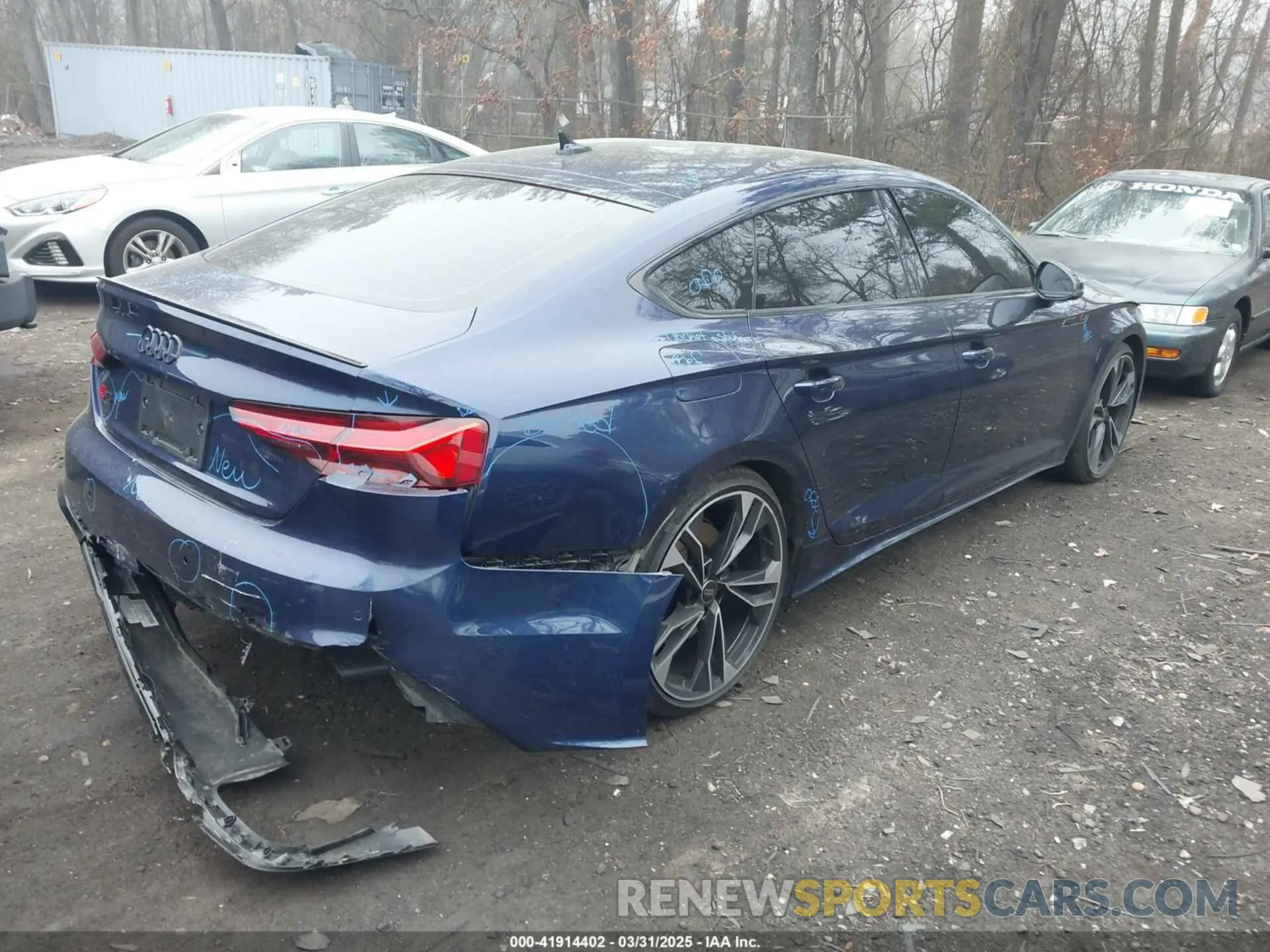 4 Photograph of a damaged car WAUC4CF5XRA069353 AUDI S5 SPORTBACK 2024