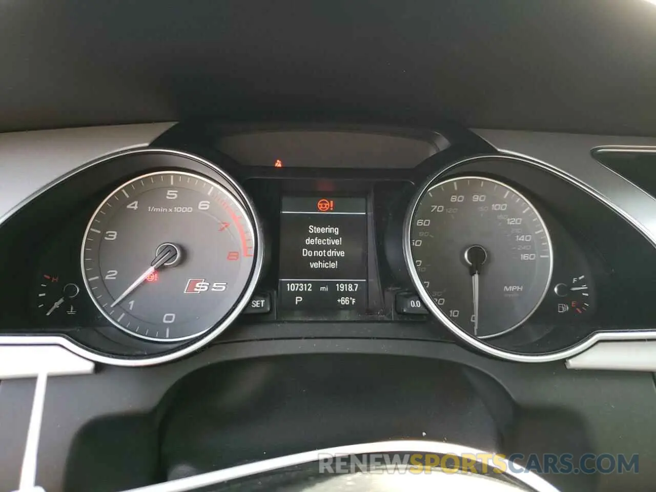 9 Photograph of a damaged car WAUCGAFR7FA046588 AUDI S5/RS5 2015