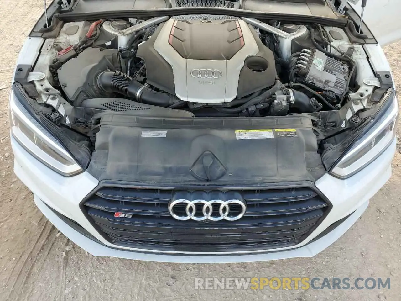 11 Фотография поврежденного автомобиля WAUC4CF55KA020549 AUDI S5/RS5 2019