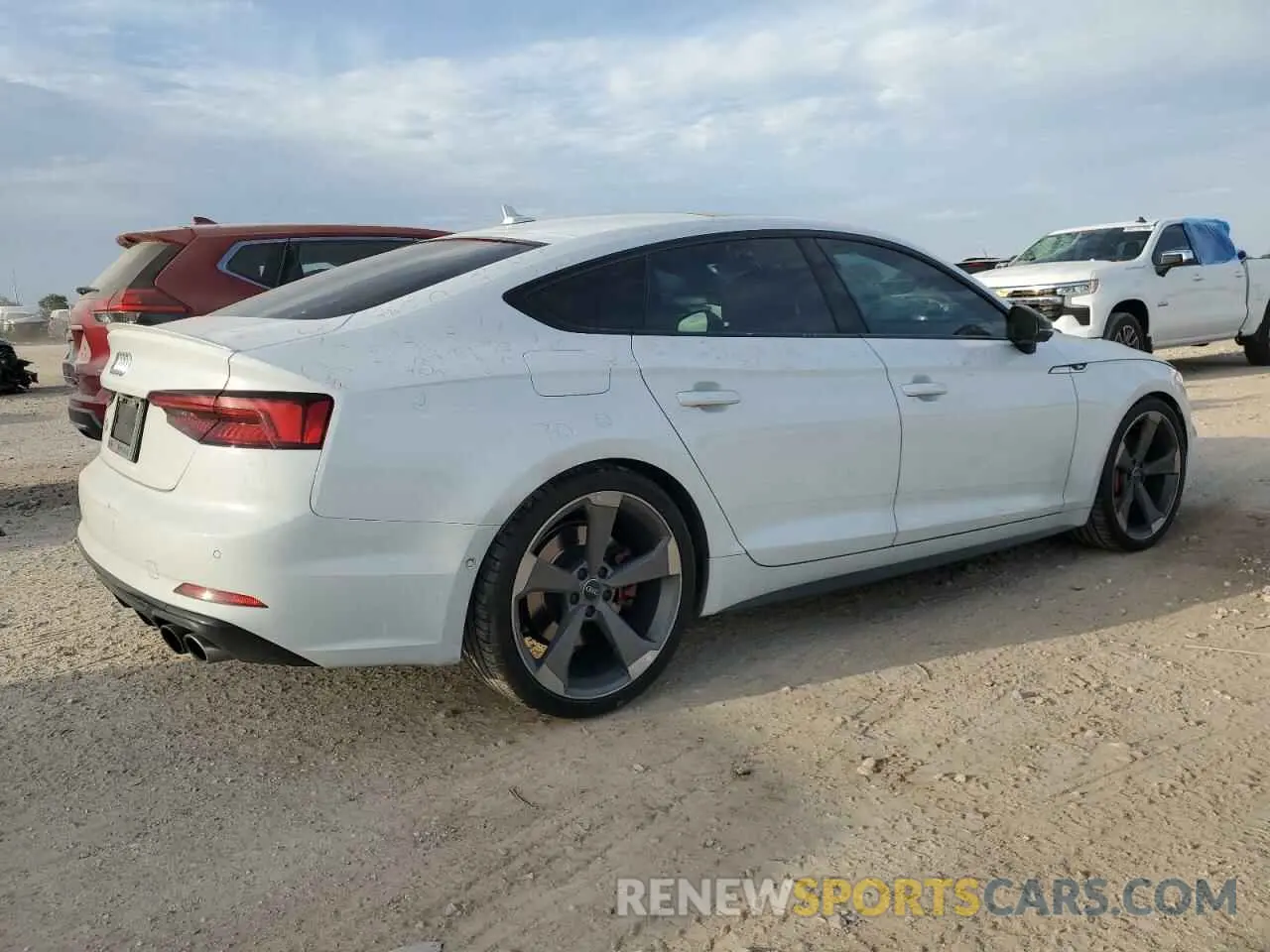 3 Фотография поврежденного автомобиля WAUC4CF55KA020549 AUDI S5/RS5 2019