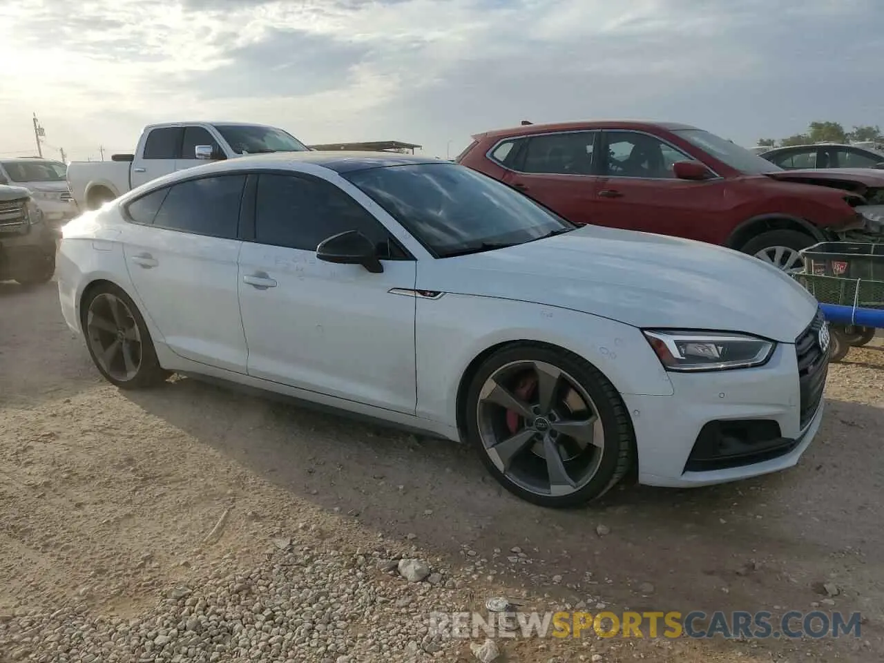 4 Фотография поврежденного автомобиля WAUC4CF55KA020549 AUDI S5/RS5 2019
