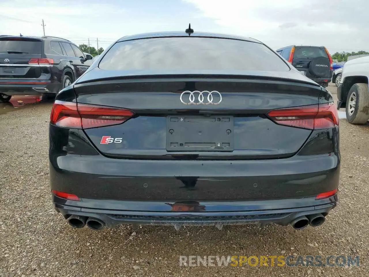 6 Photograph of a damaged car WAUC4CF5XKA006324 AUDI S5/RS5 2019
