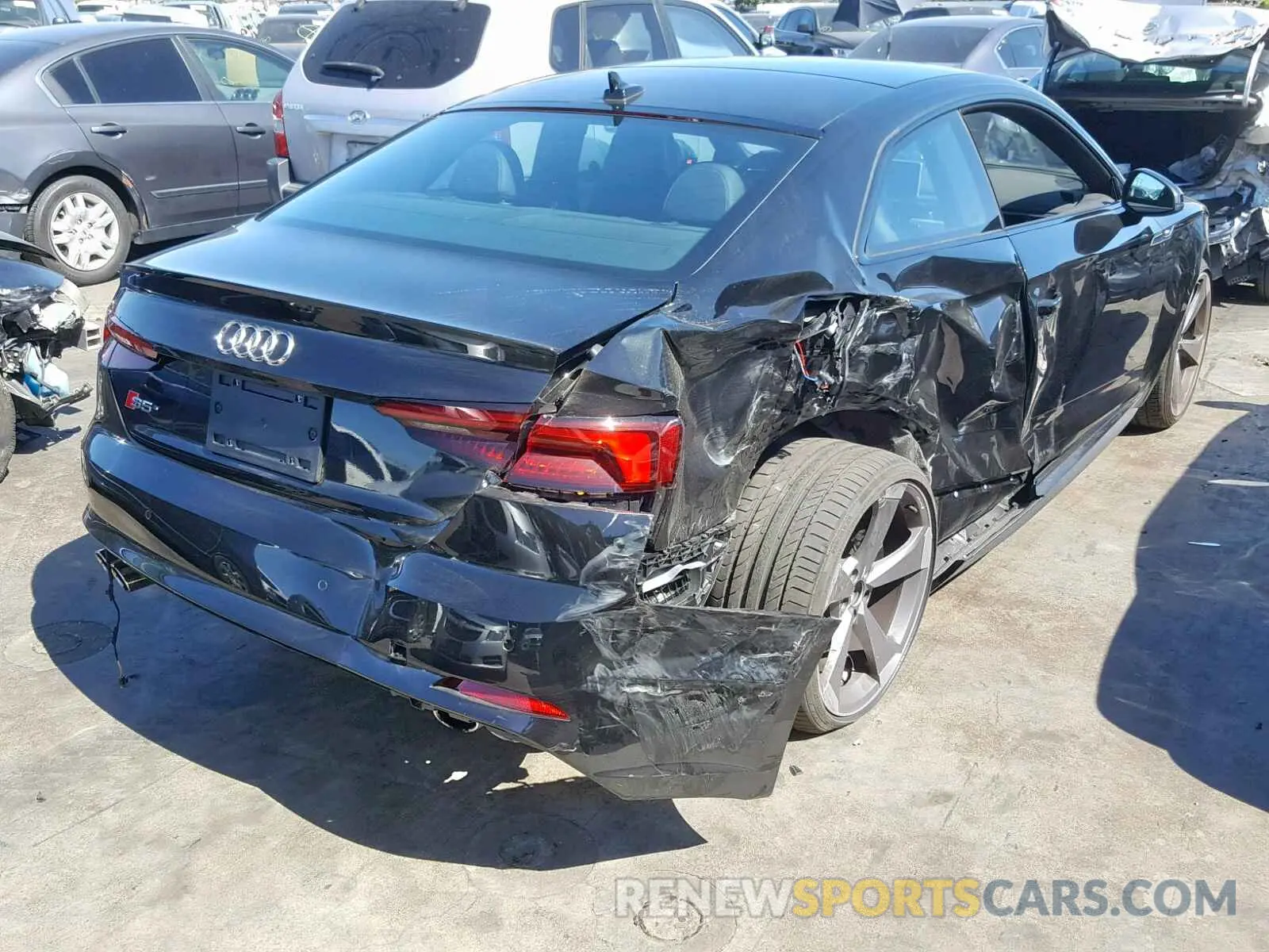 4 Photograph of a damaged car WAUP4AF5XKA001274 AUDI S5/RS5 2019