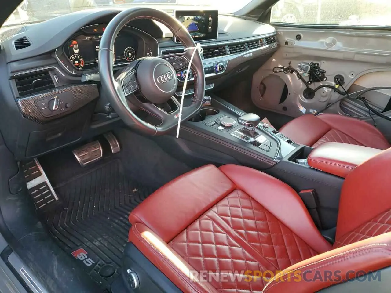 7 Photograph of a damaged car WAUY4GF50KN001168 AUDI S5/RS5 2019