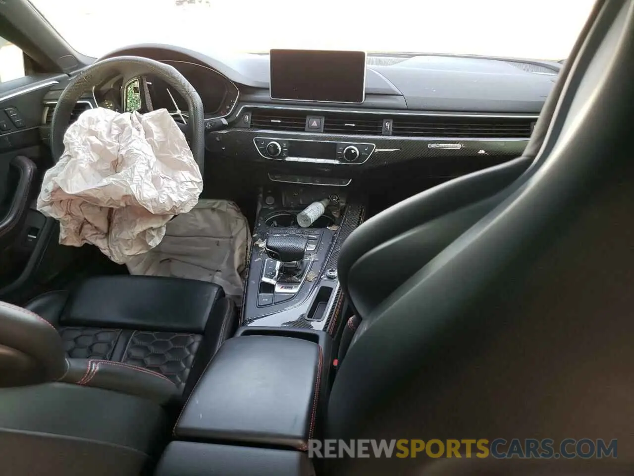 8 Фотография поврежденного автомобиля WUABWCF51KA907349 AUDI S5/RS5 2019