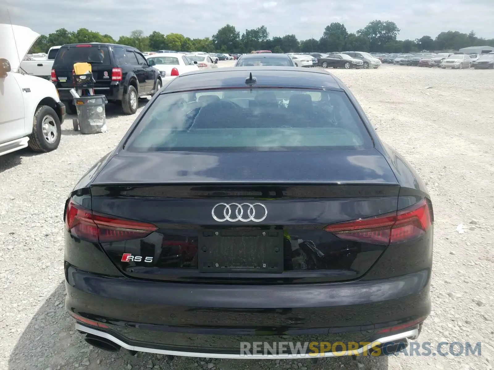 6 Photograph of a damaged car WUAPWAF56KA907745 AUDI S5/RS5 2019