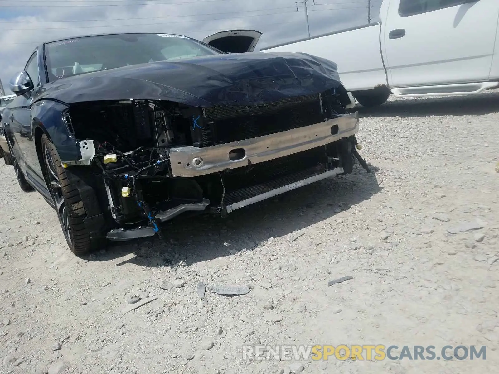 9 Photograph of a damaged car WUAPWAF56KA907745 AUDI S5/RS5 2019