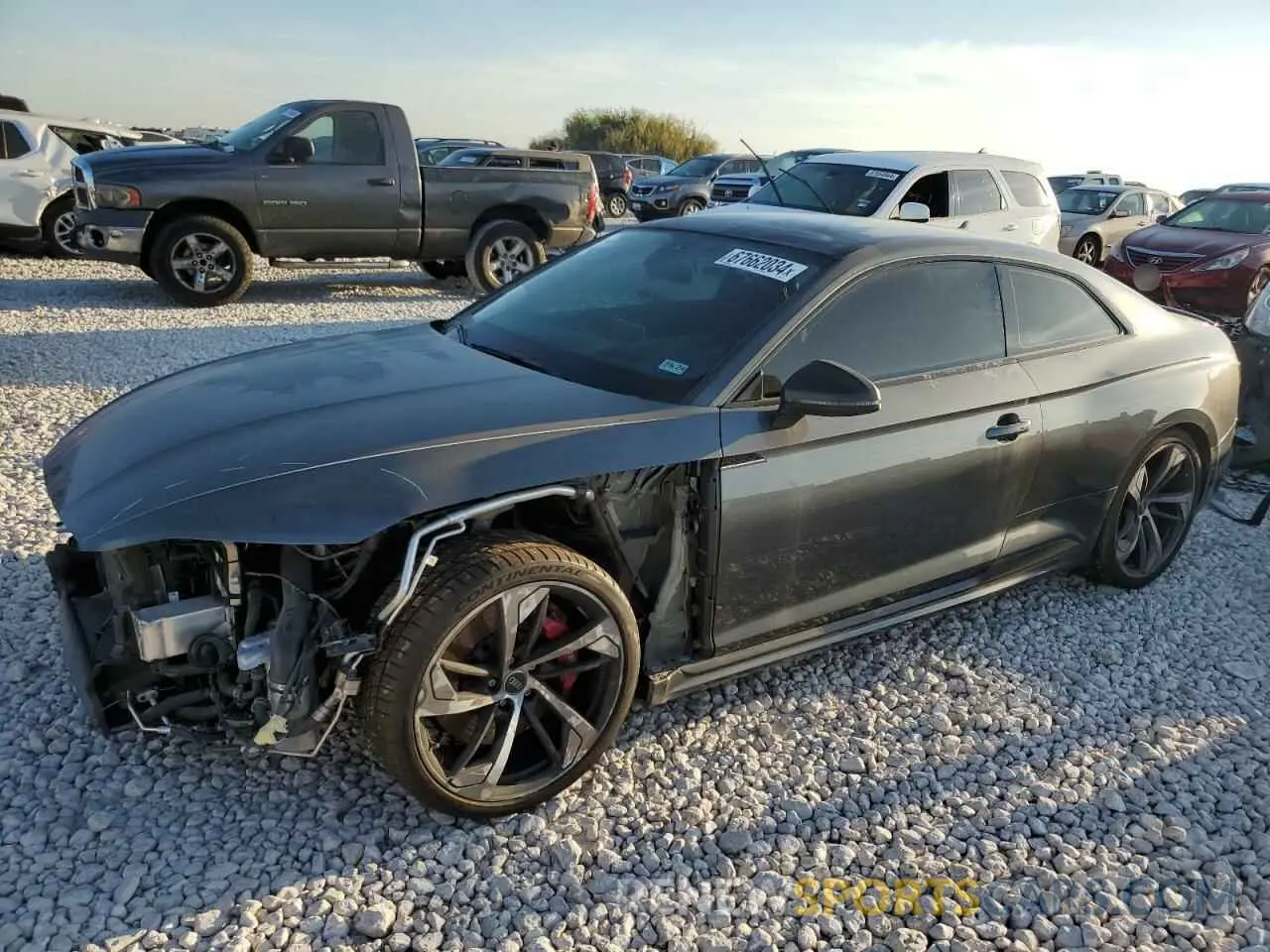 1 Фотография поврежденного автомобиля WUAPWAF59KA907884 AUDI S5/RS5 2019