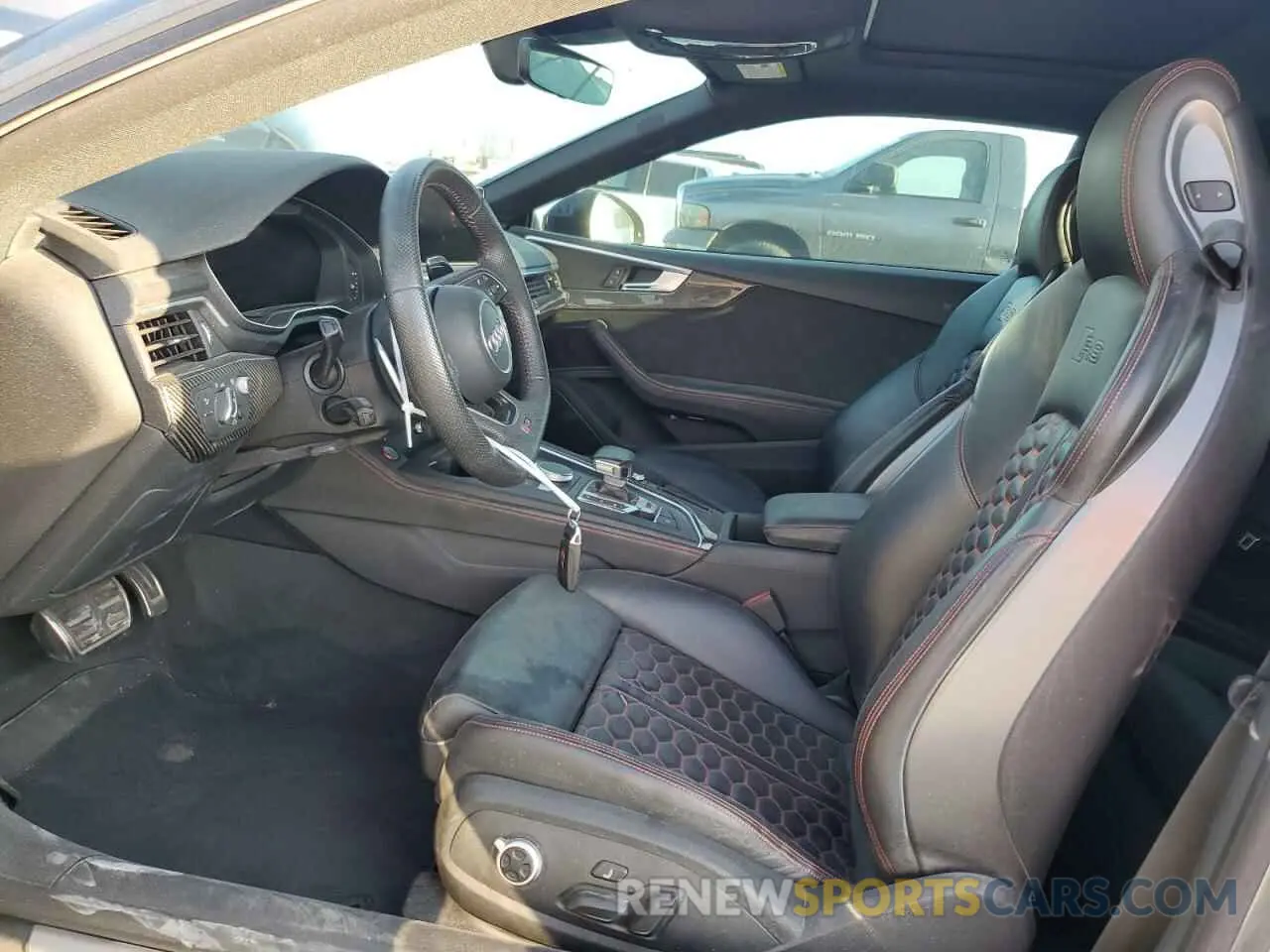 7 Фотография поврежденного автомобиля WUAPWAF59KA907884 AUDI S5/RS5 2019