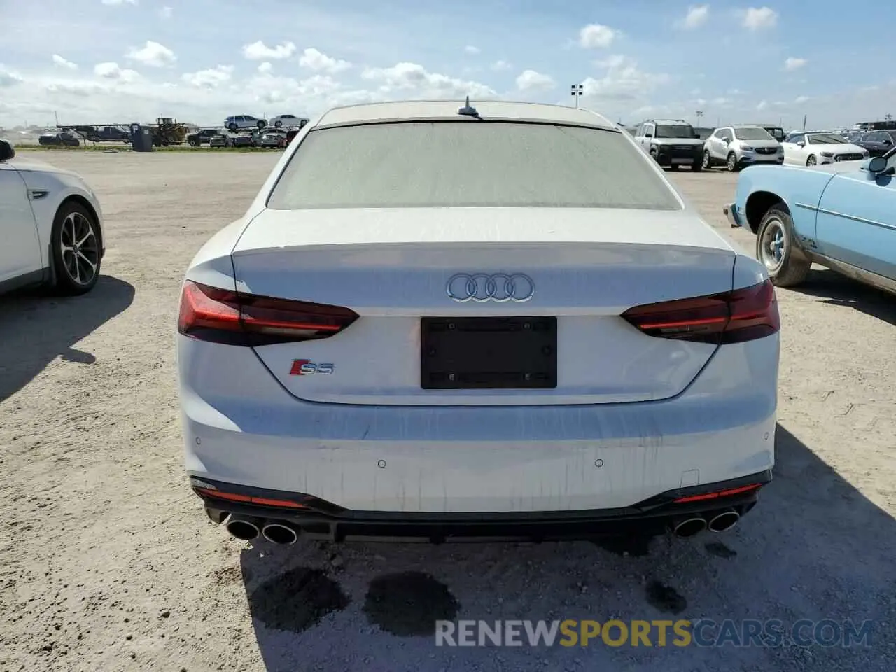 6 Photograph of a damaged car WAUP4AF58LA001744 AUDI S5/RS5 2020