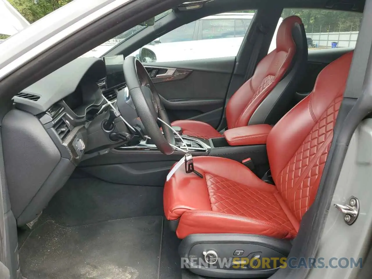 7 Фотография поврежденного автомобиля WAUC4CF50MA051470 AUDI S5/RS5 2021
