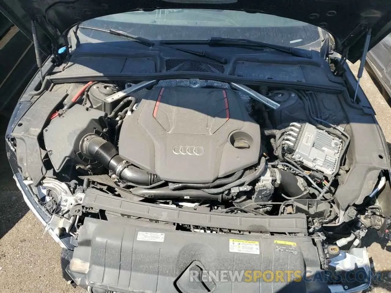 12 Photograph of a damaged car WAUC4CF56MA051957 AUDI S5/RS5 2021