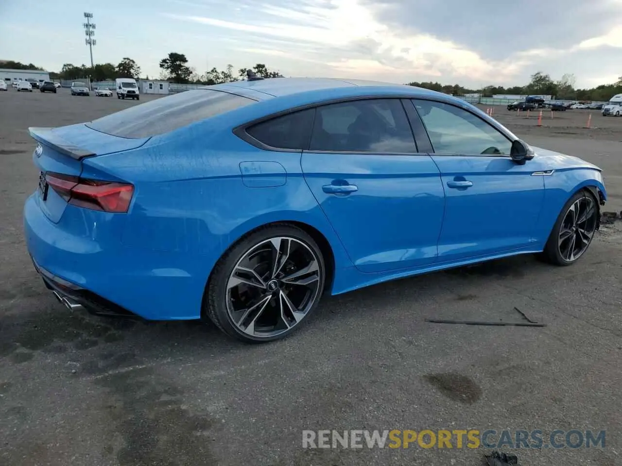 3 Фотография поврежденного автомобиля WAUC4CF57MA005716 AUDI S5/RS5 2021