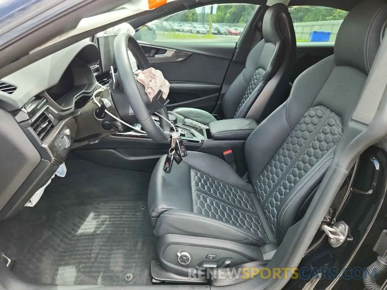 7 Photograph of a damaged car WUAAWCF54NA902453 AUDI S5/RS5 2022