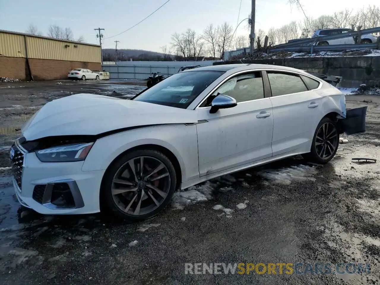 1 Фотография поврежденного автомобиля WAUC4CF54RA036400 AUDI S5/RS5 2024