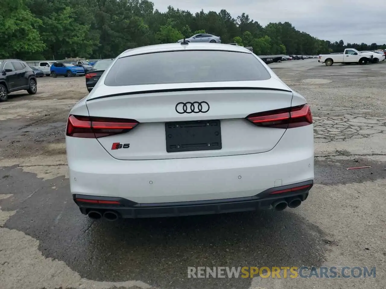 6 Photograph of a damaged car WAUC4CF55RA007780 AUDI S5/RS5 2024