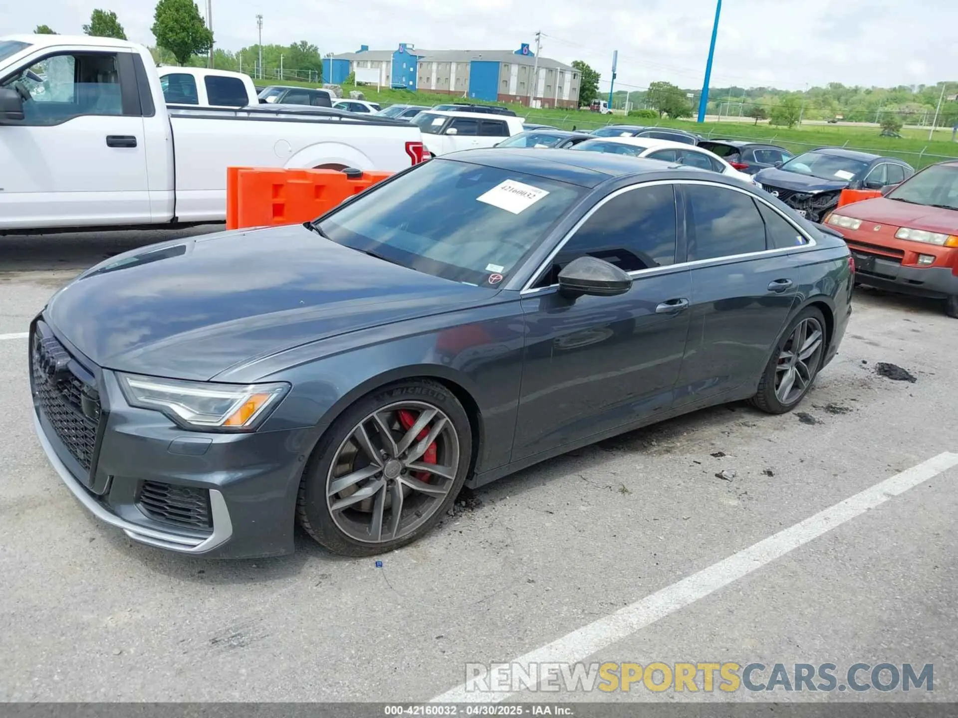 15 Фотография поврежденного автомобиля WAUDFAF28LN037283 AUDI S6 2020