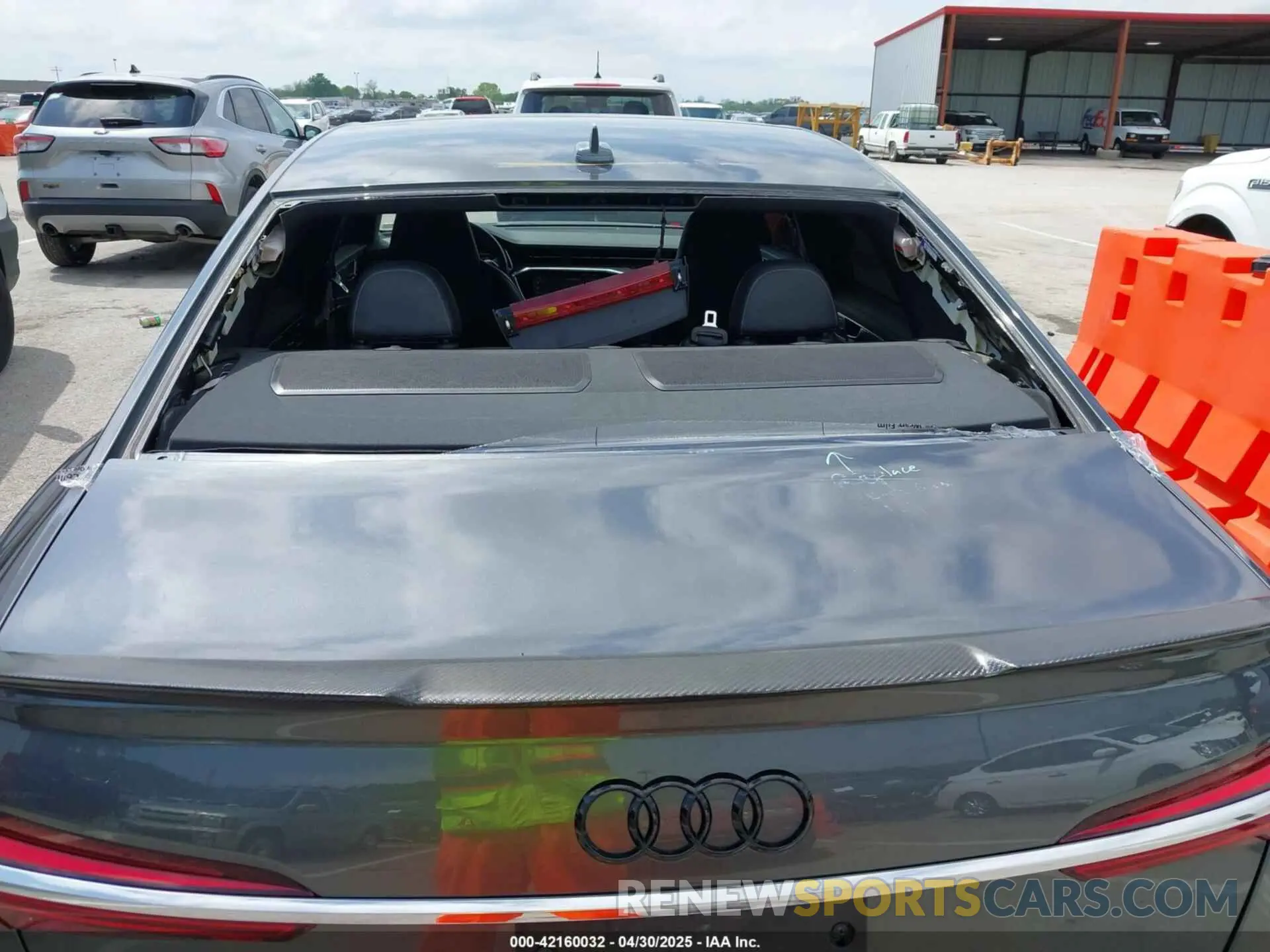 6 Фотография поврежденного автомобиля WAUDFAF28LN037283 AUDI S6 2020