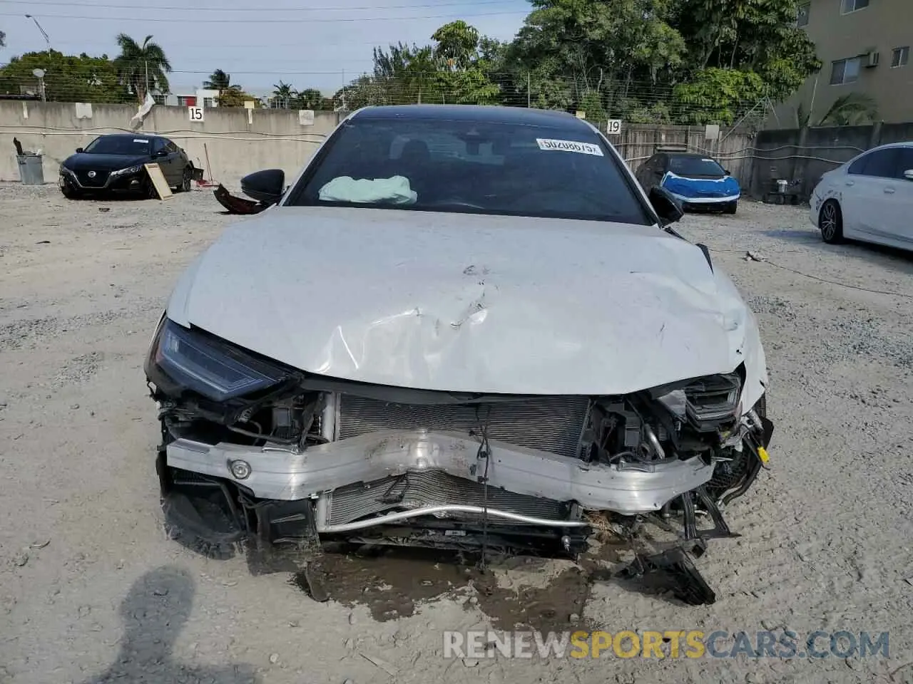 5 Photograph of a damaged car WAUFFBF21SN029314 AUDI S6/RS6 2025