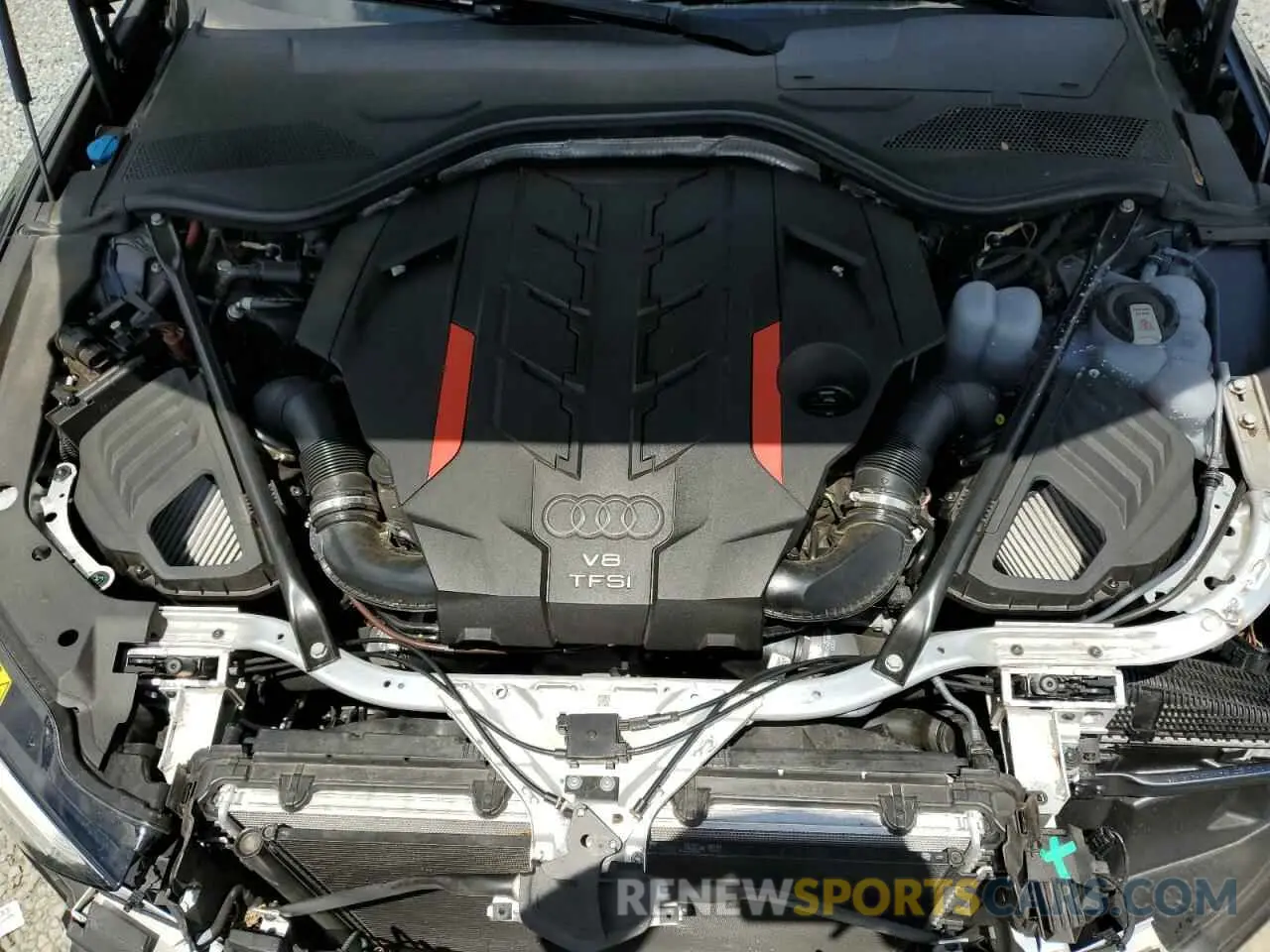 11 Photograph of a damaged car WAU8SAF87LN001957 AUDI S8 2020