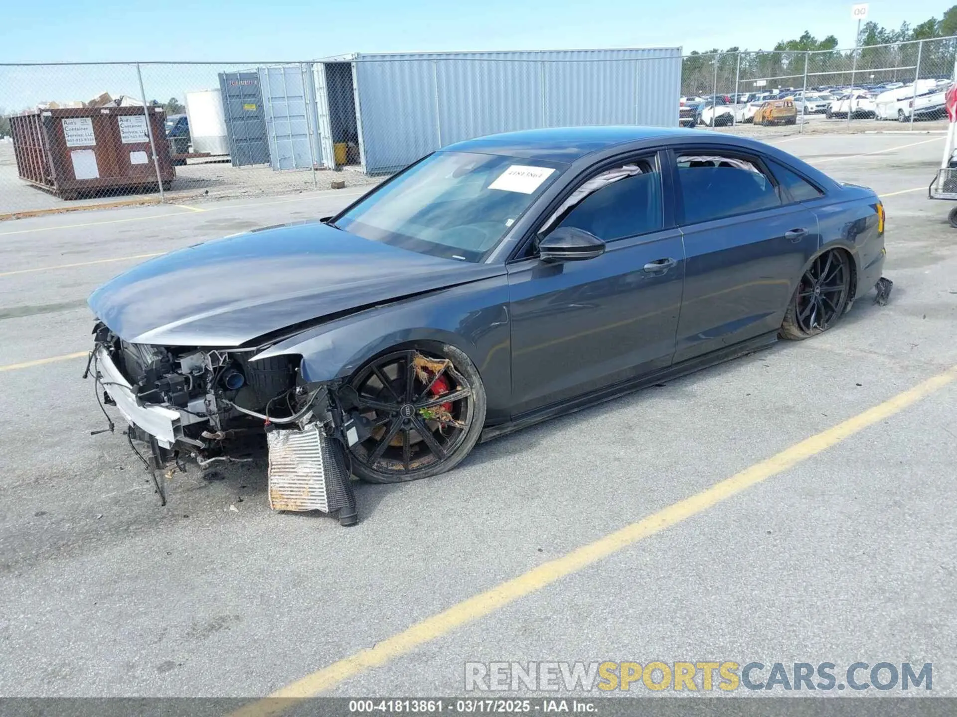 2 Photograph of a damaged car WAULSAF83NN001905 AUDI S8 2022